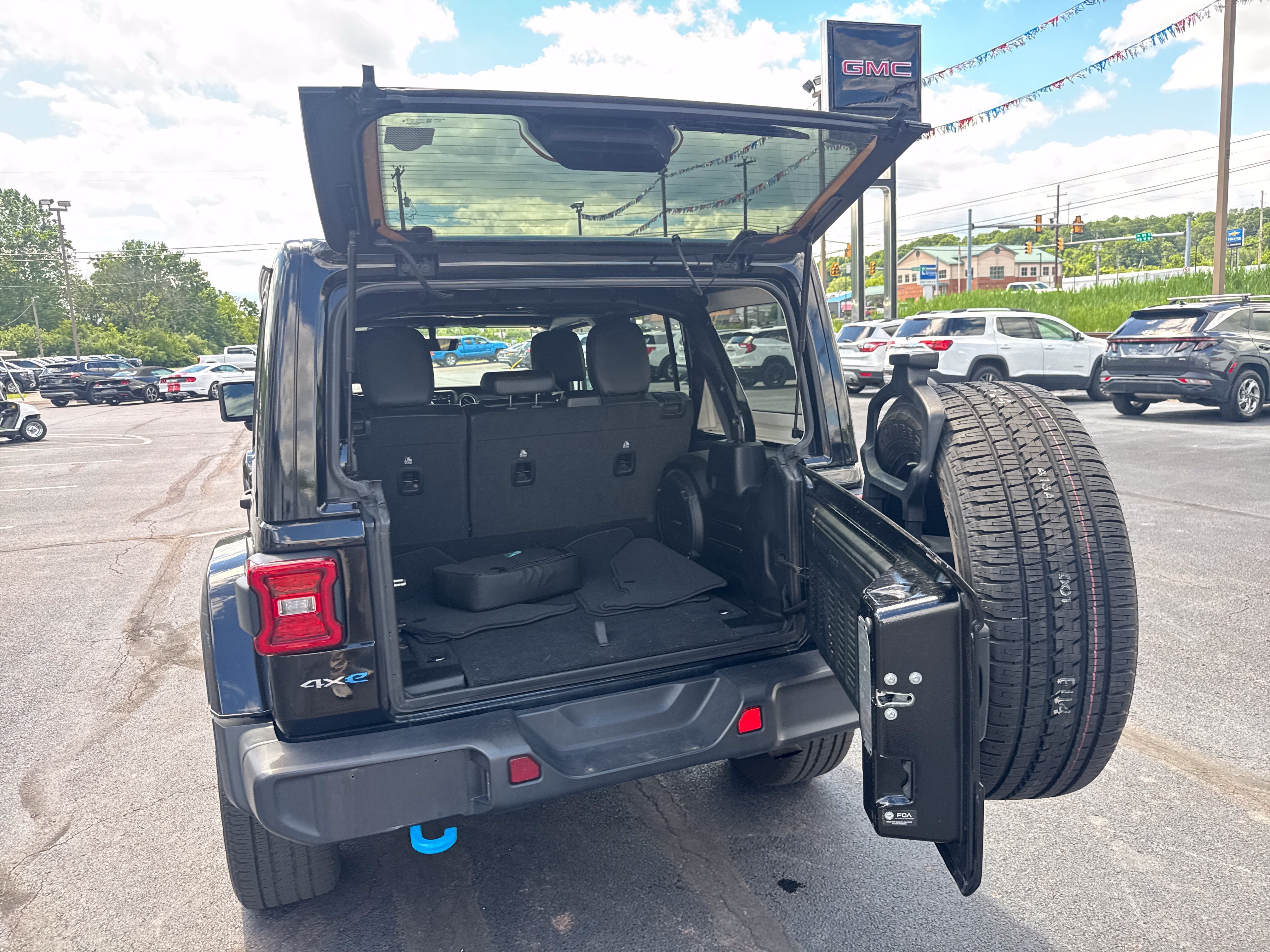 2023 Jeep Wrangler 4xe Sahara