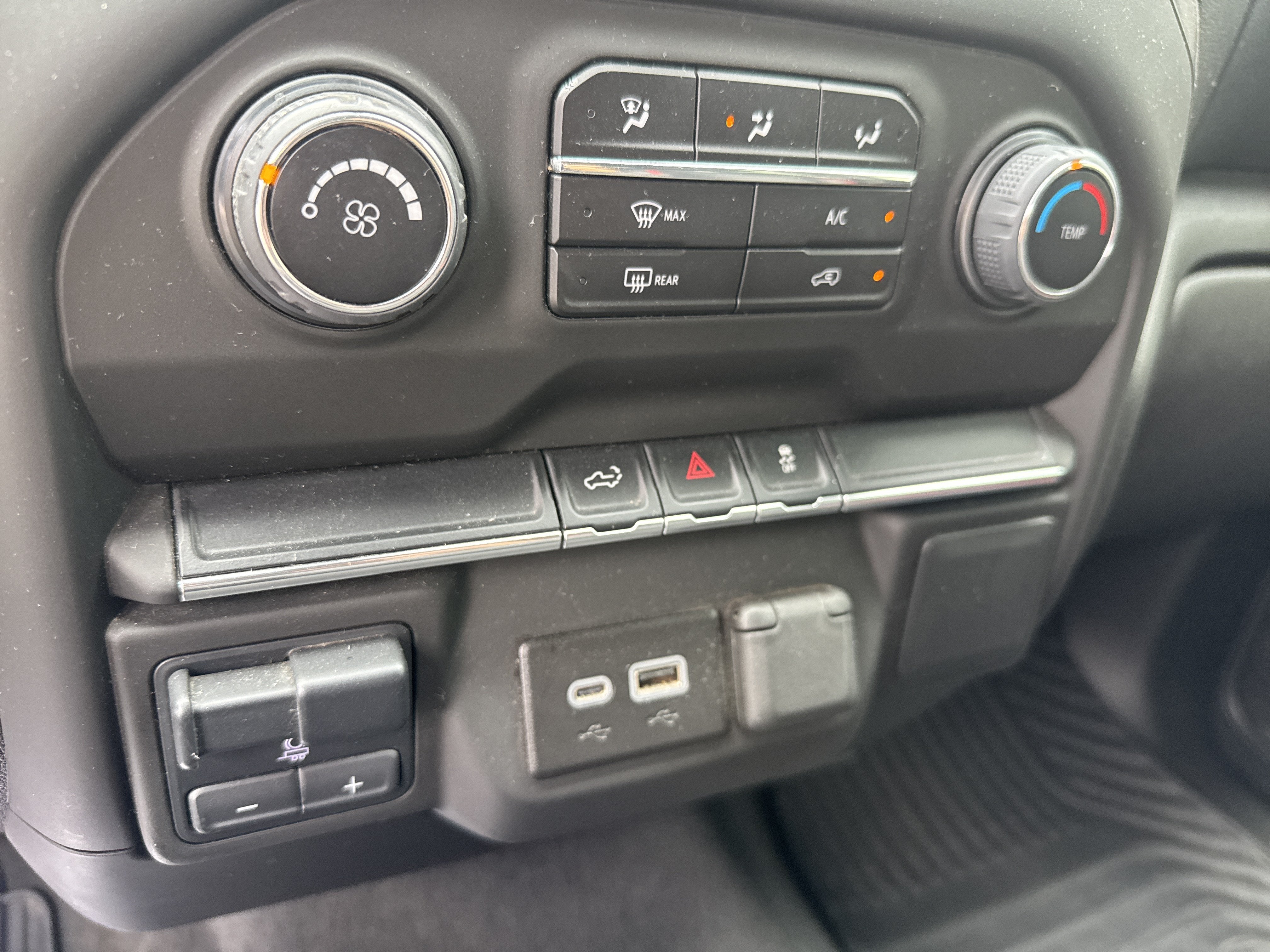 2023 Chevrolet Silverado 2500 HD Custom