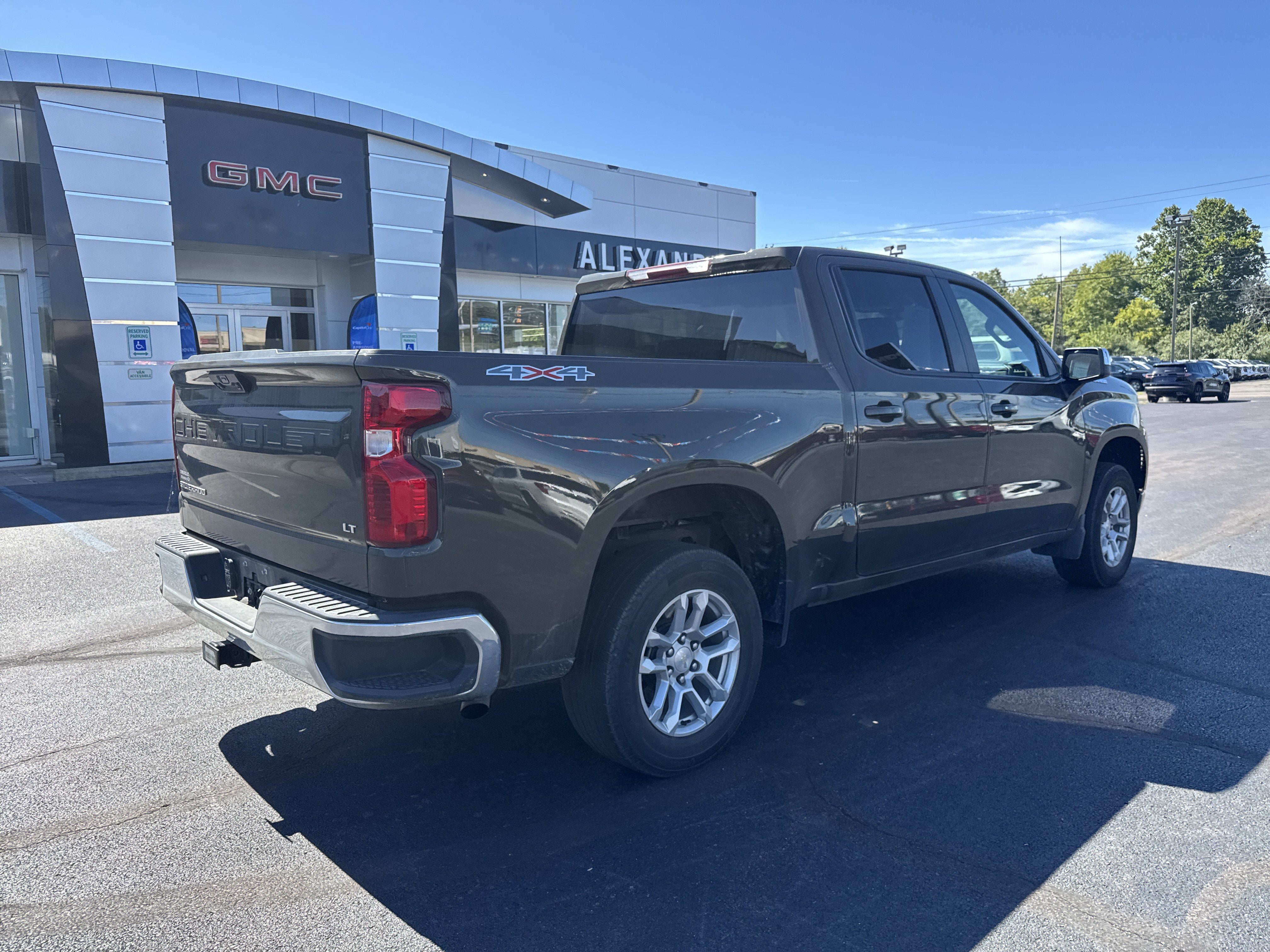 2023 Chevrolet Silverado 1500 LT