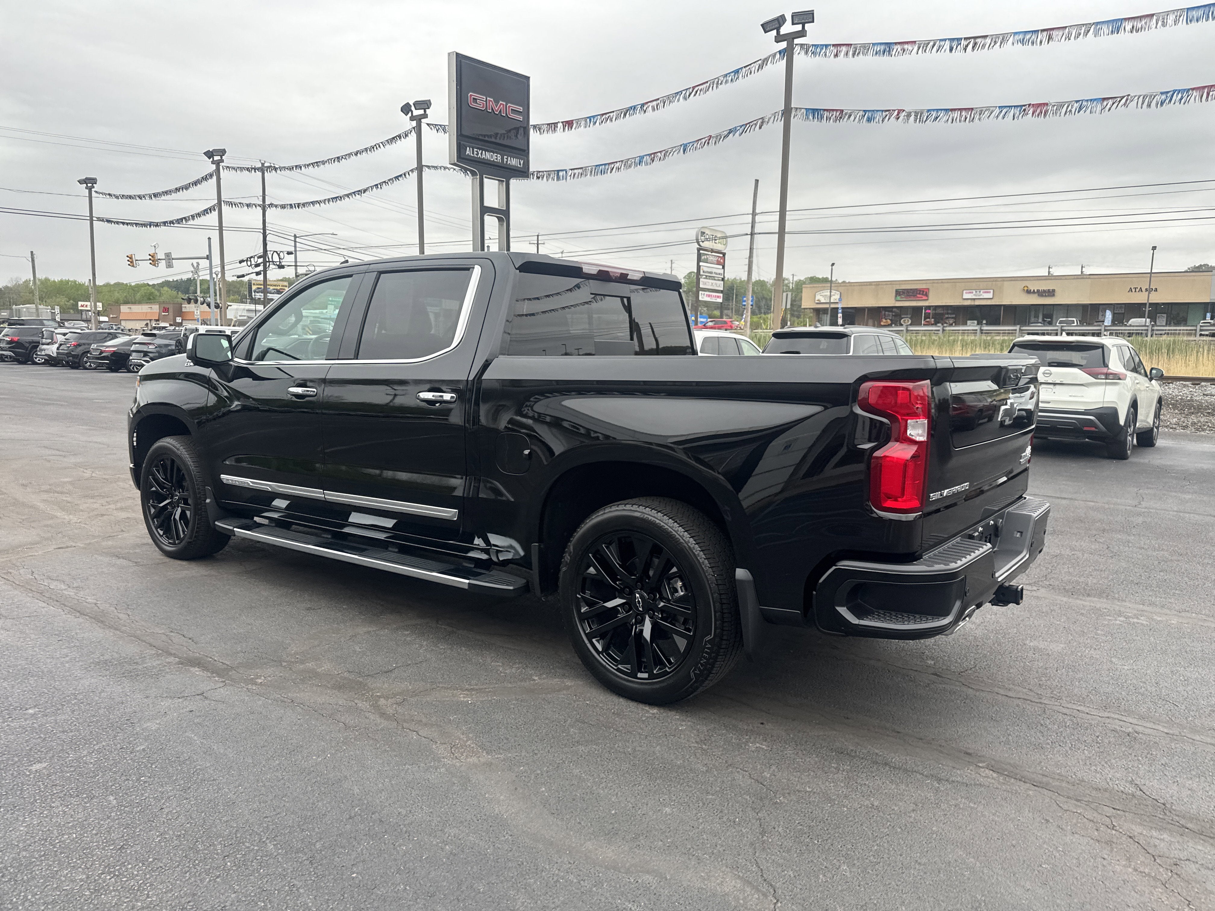 2025 Chevrolet Silverado 1500 High Country