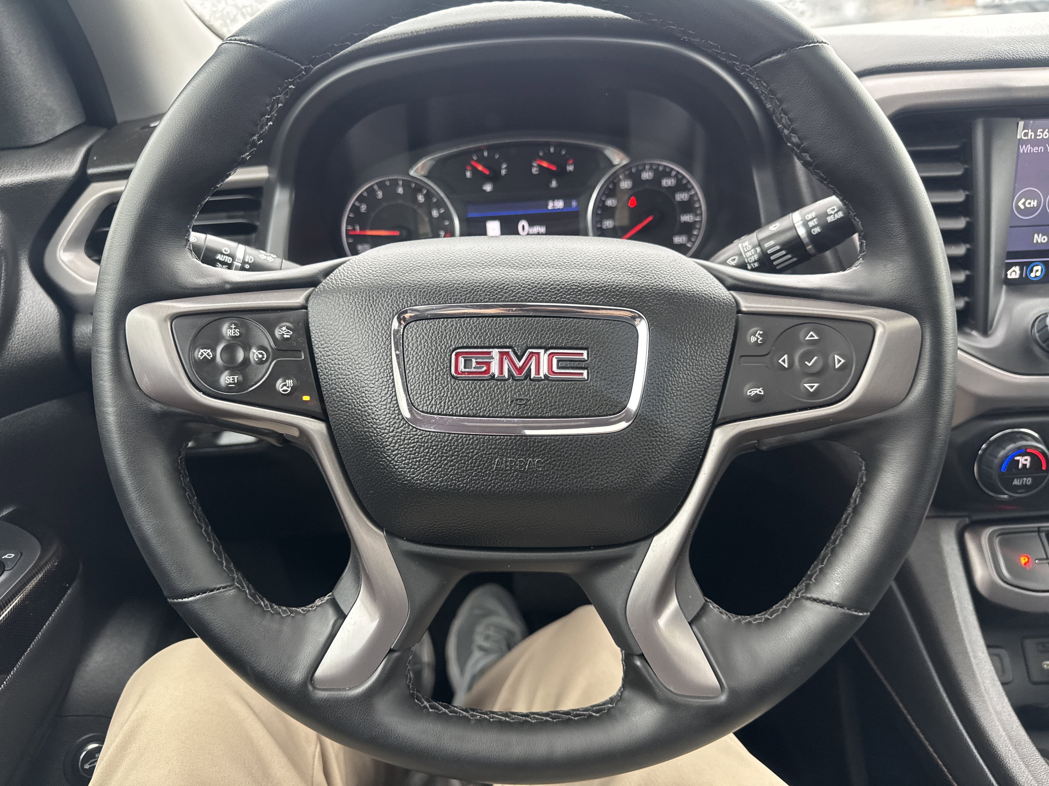 2023 GMC Acadia AT4