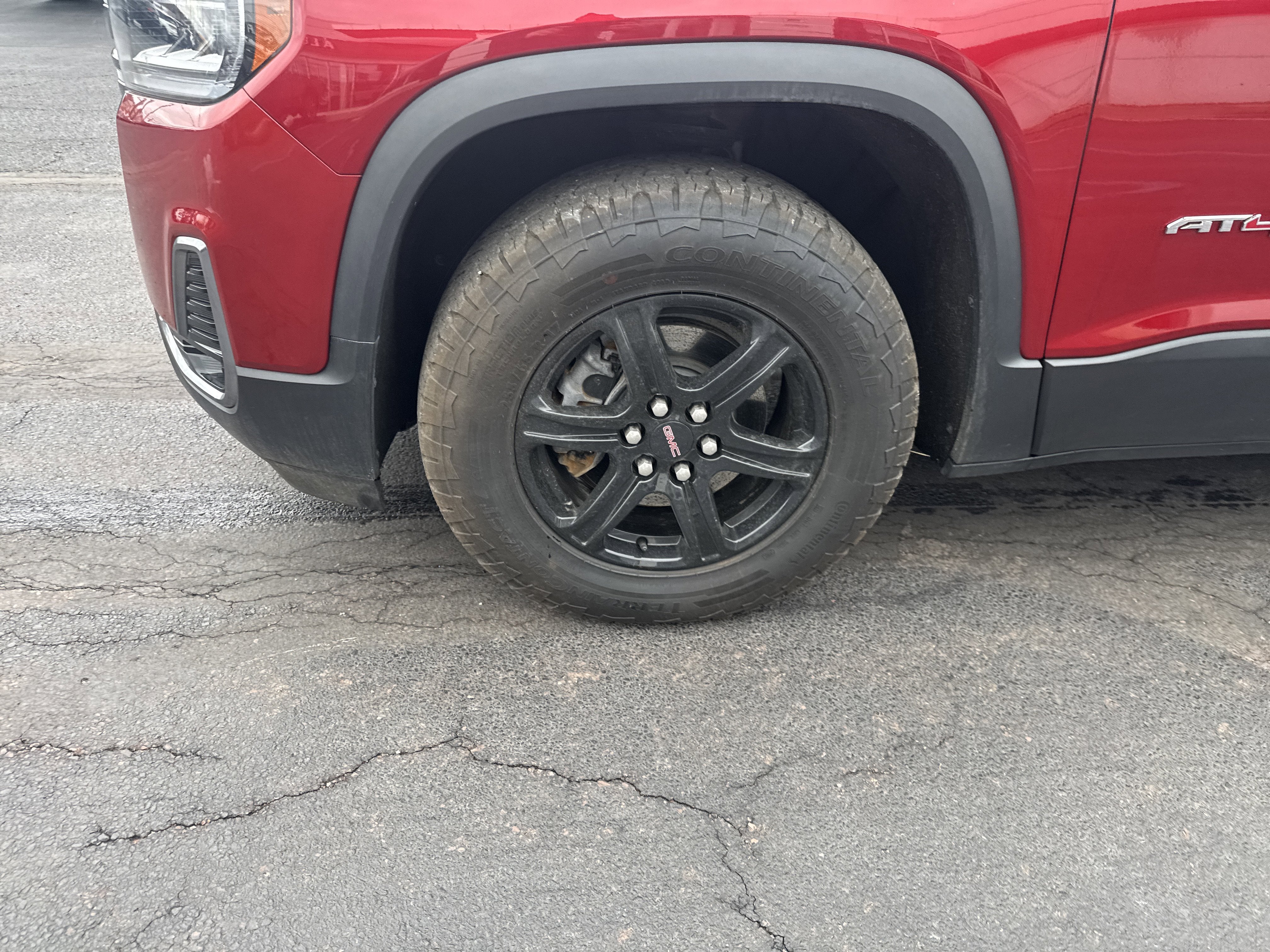 2023 GMC Acadia AT4