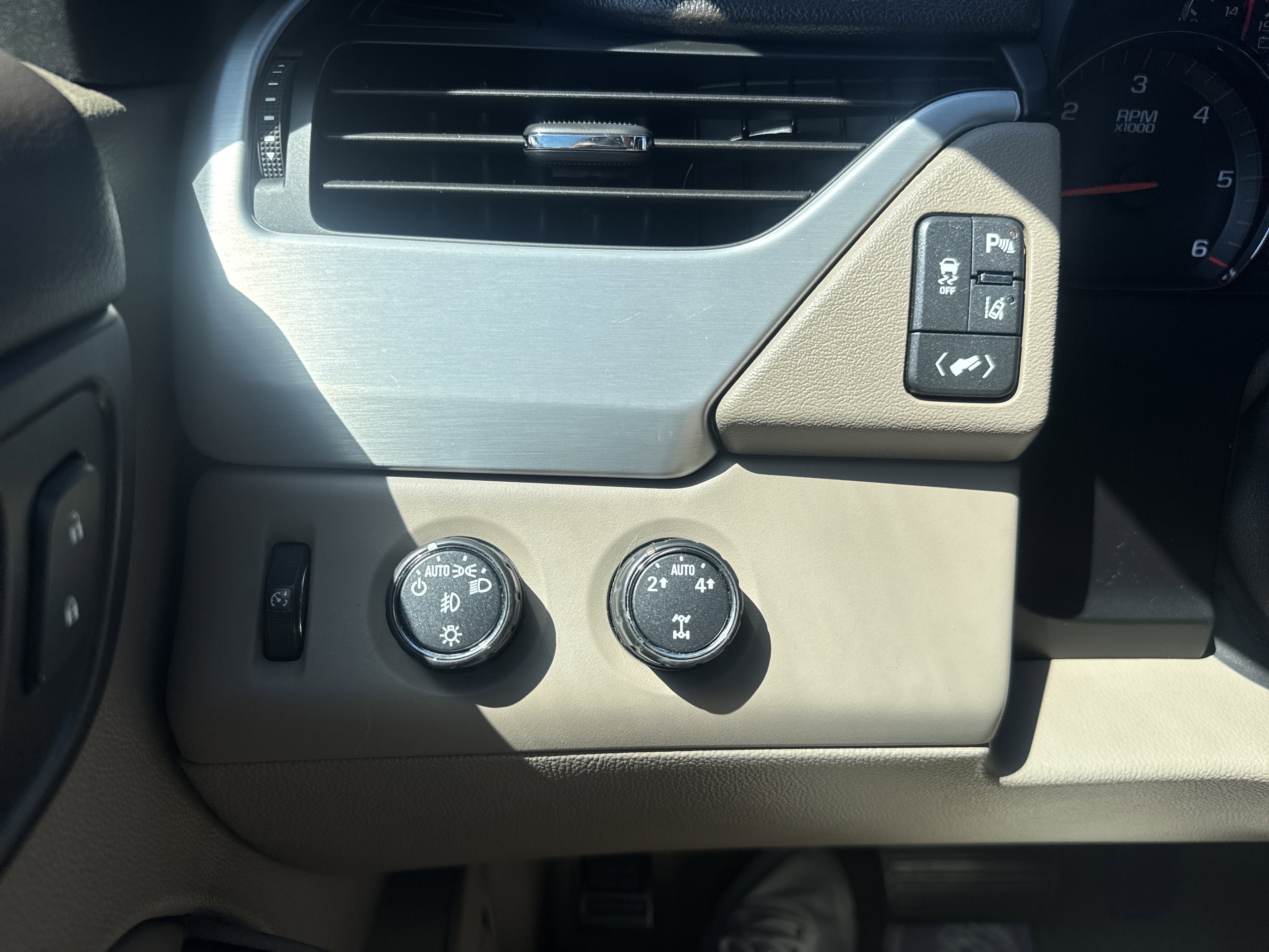 2015 GMC Yukon SLT