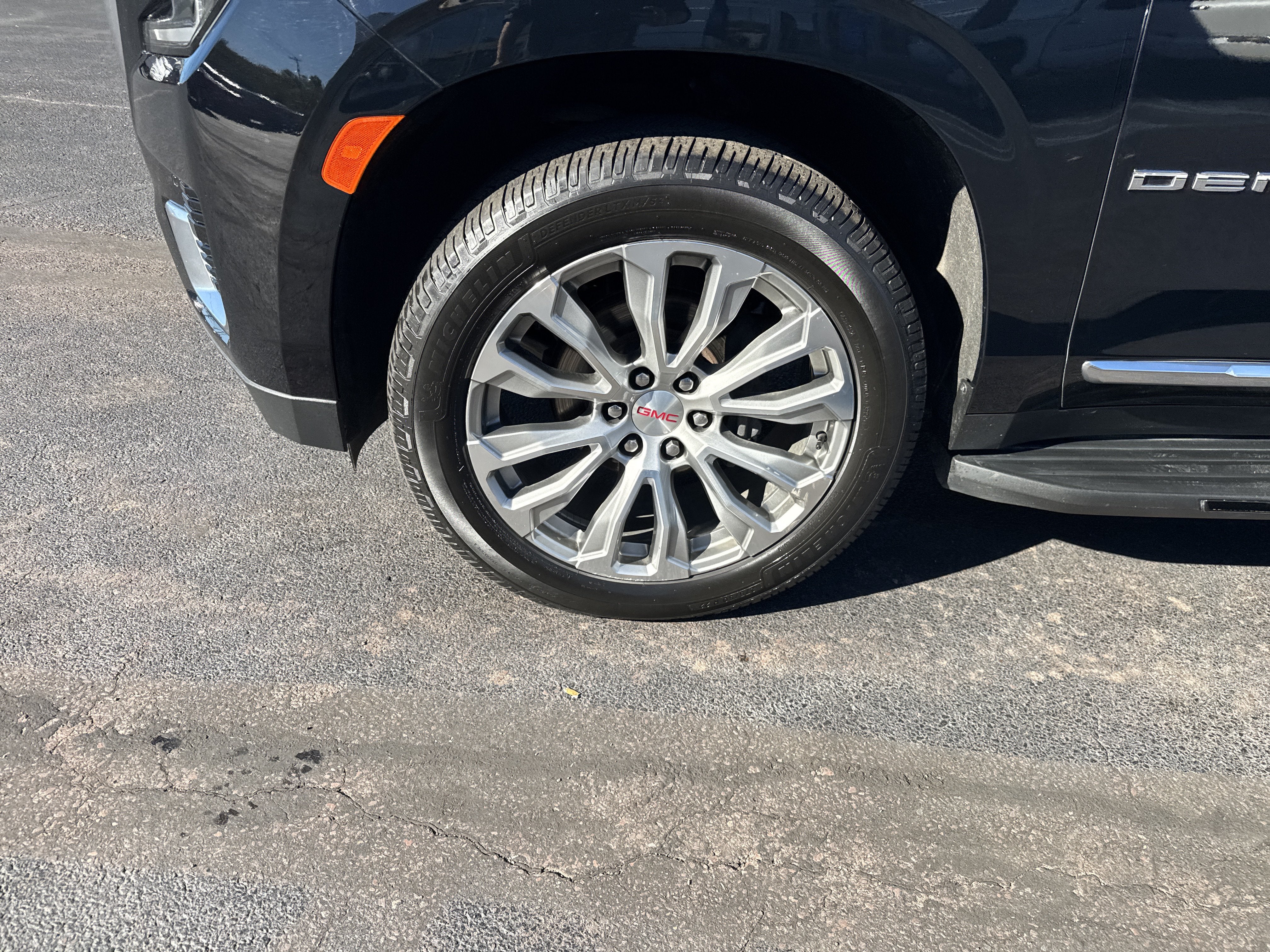 2022 GMC Yukon XL Denali