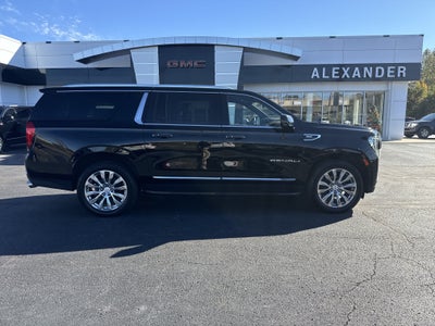 2022 GMC Yukon XL Denali