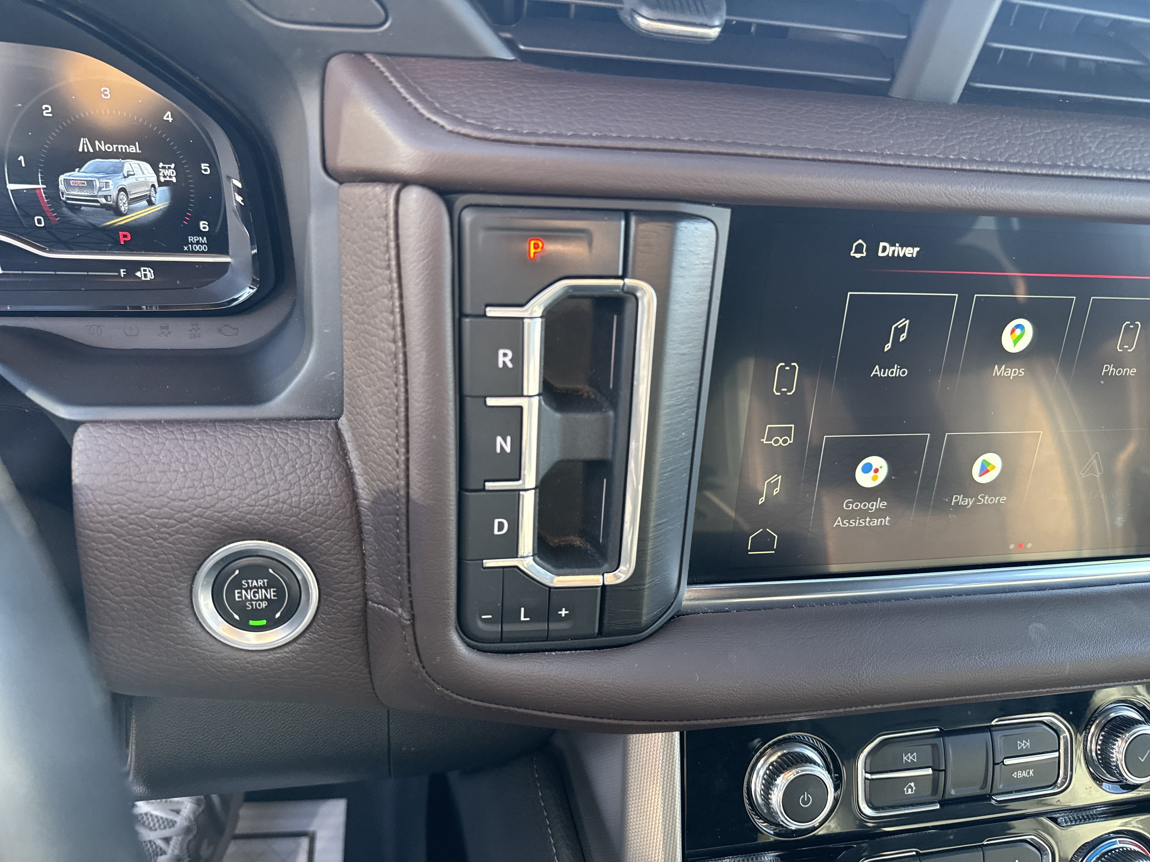 2022 GMC Yukon XL Denali