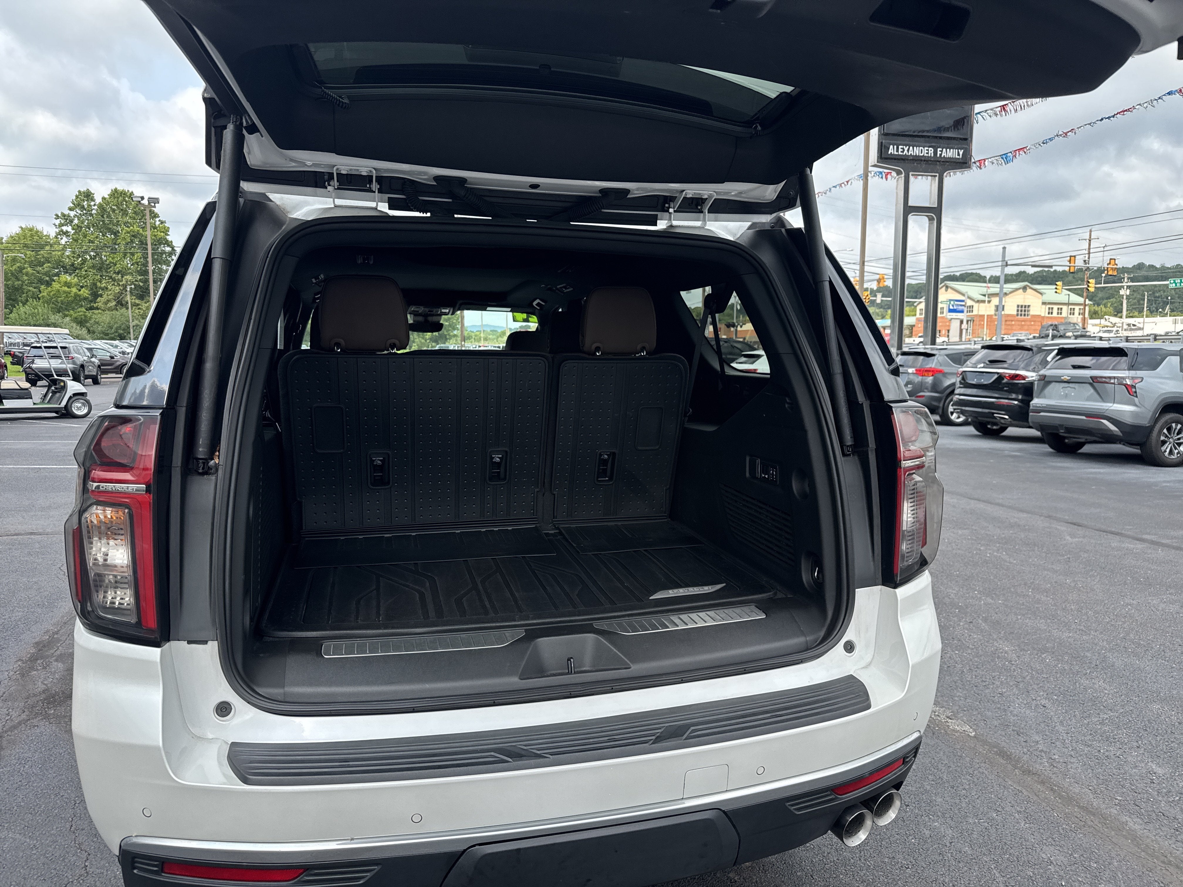 2024 Chevrolet Suburban High Country