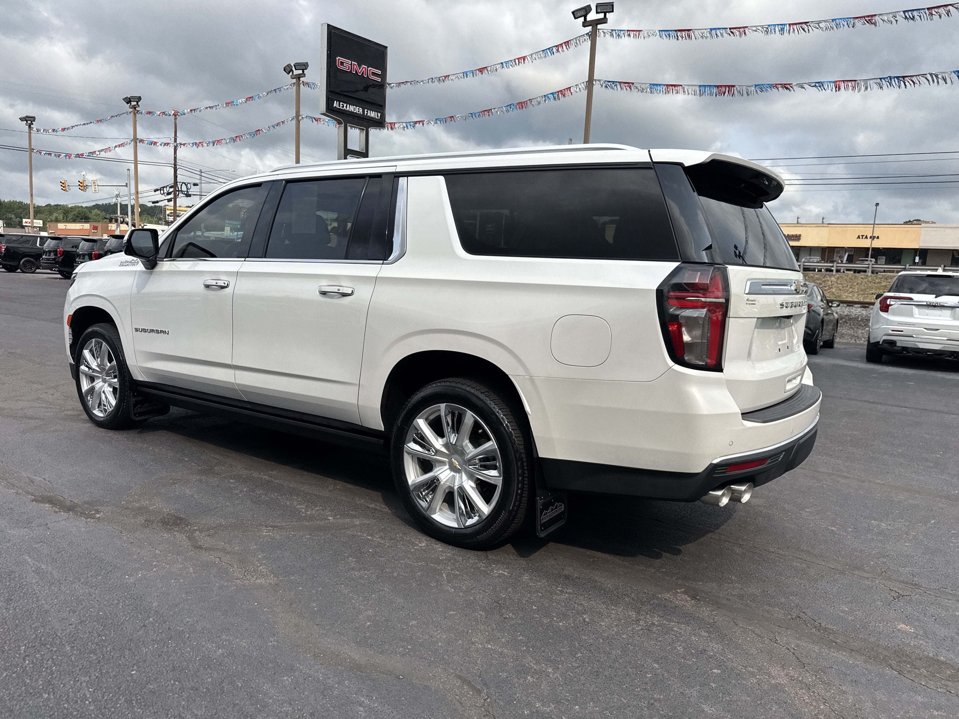 2024 Chevrolet Suburban High Country