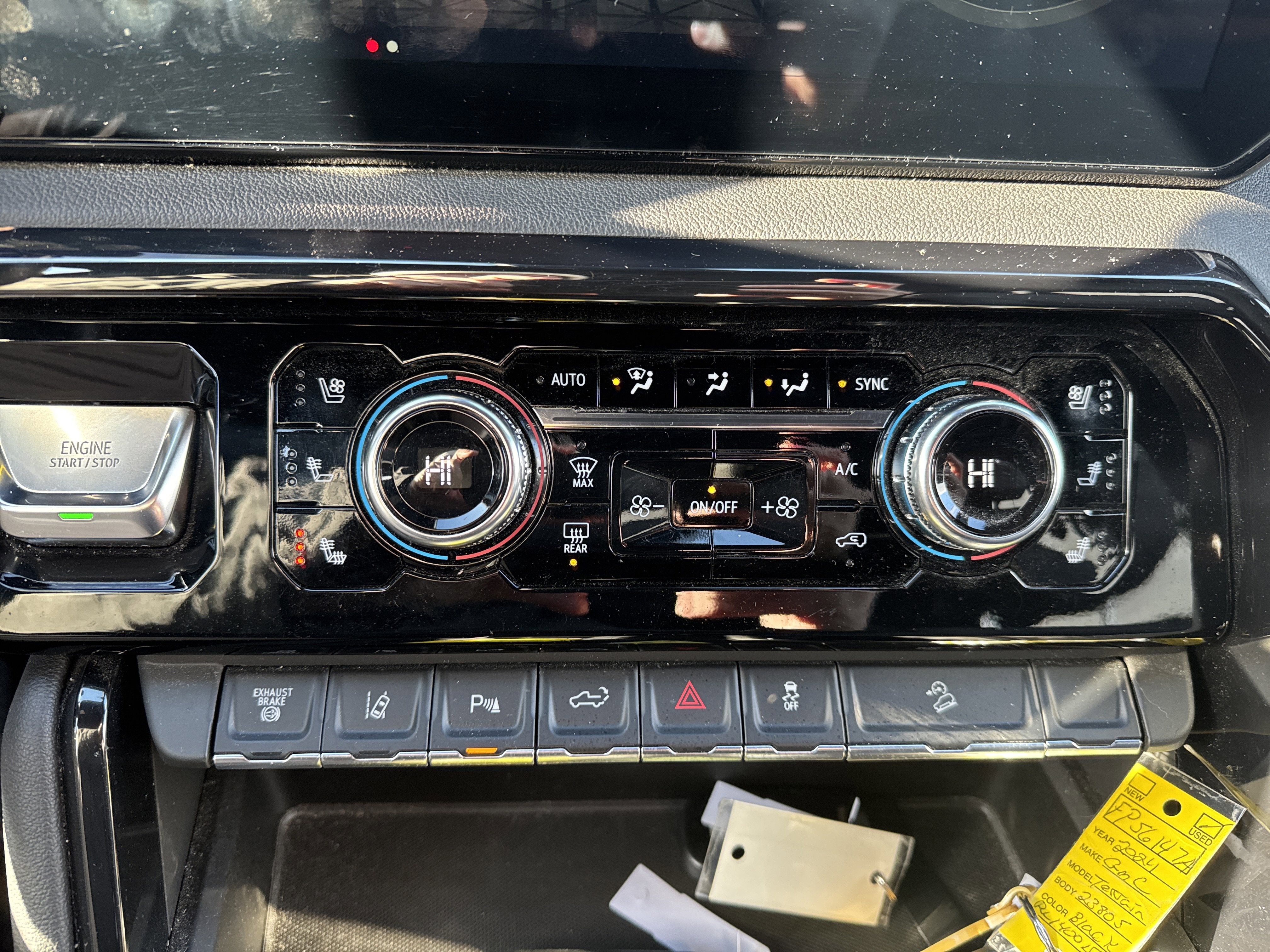 2024 GMC Sierra 2500 HD AT4