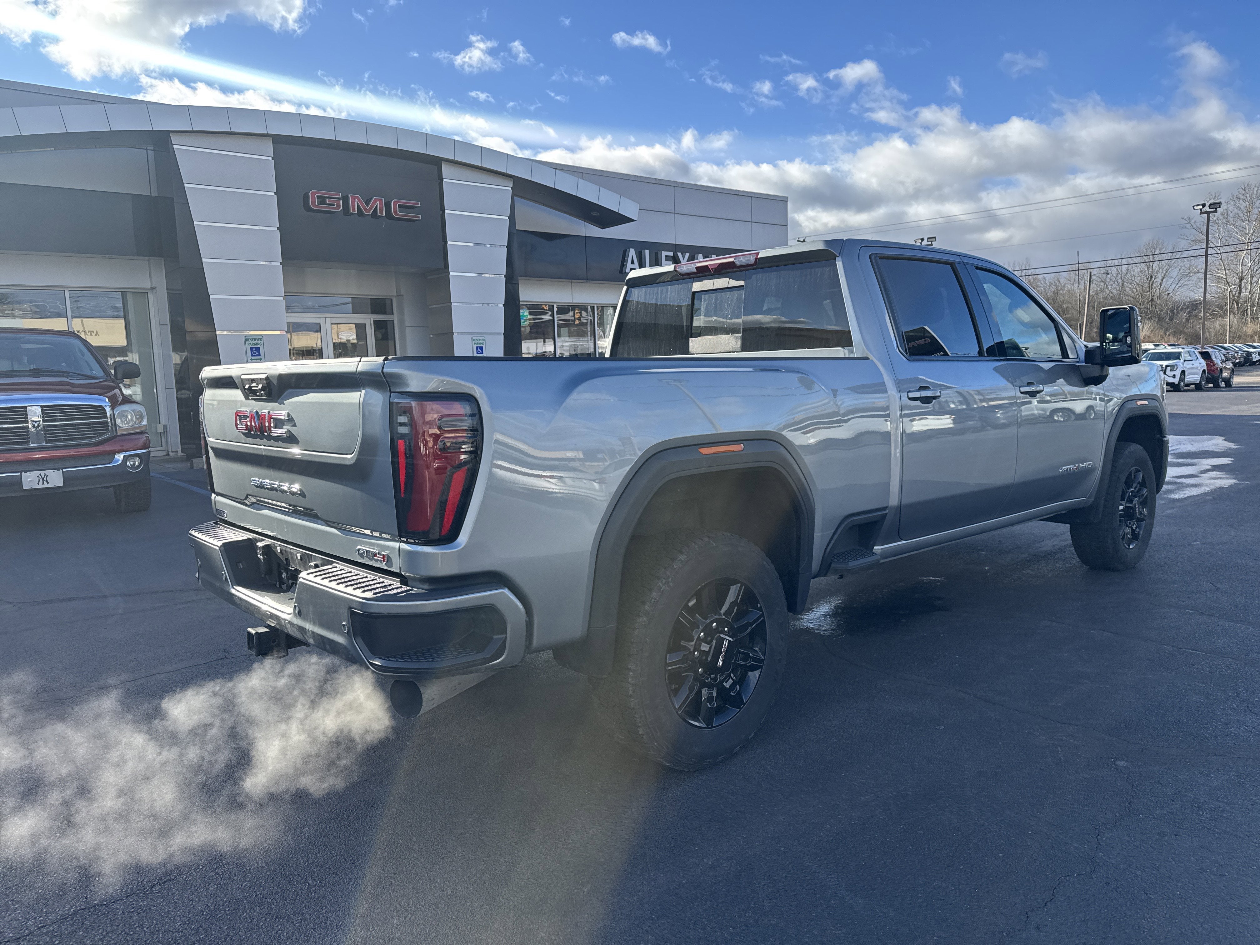 2024 GMC Sierra 2500 HD AT4