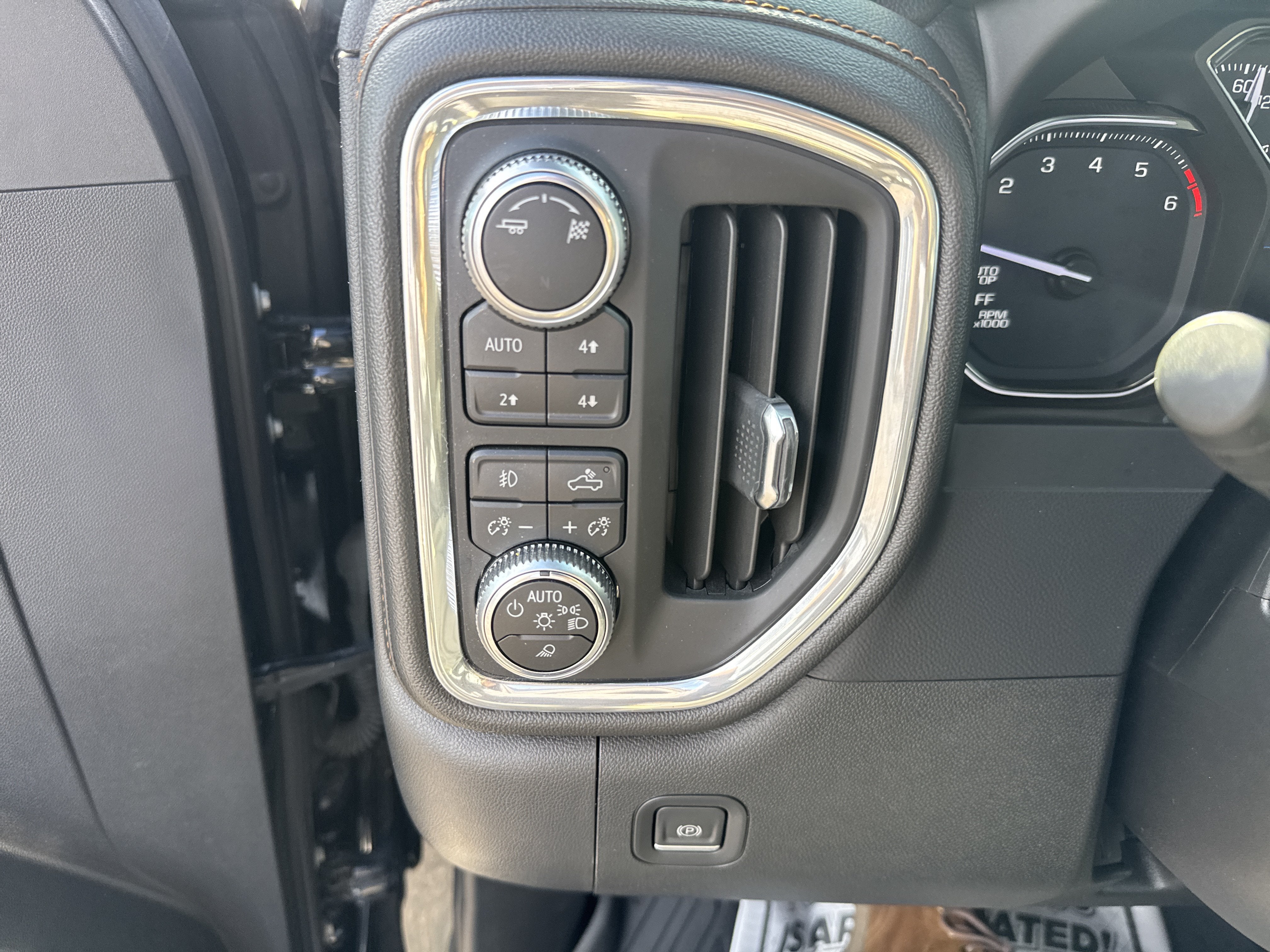 2019 GMC Sierra 1500 AT4