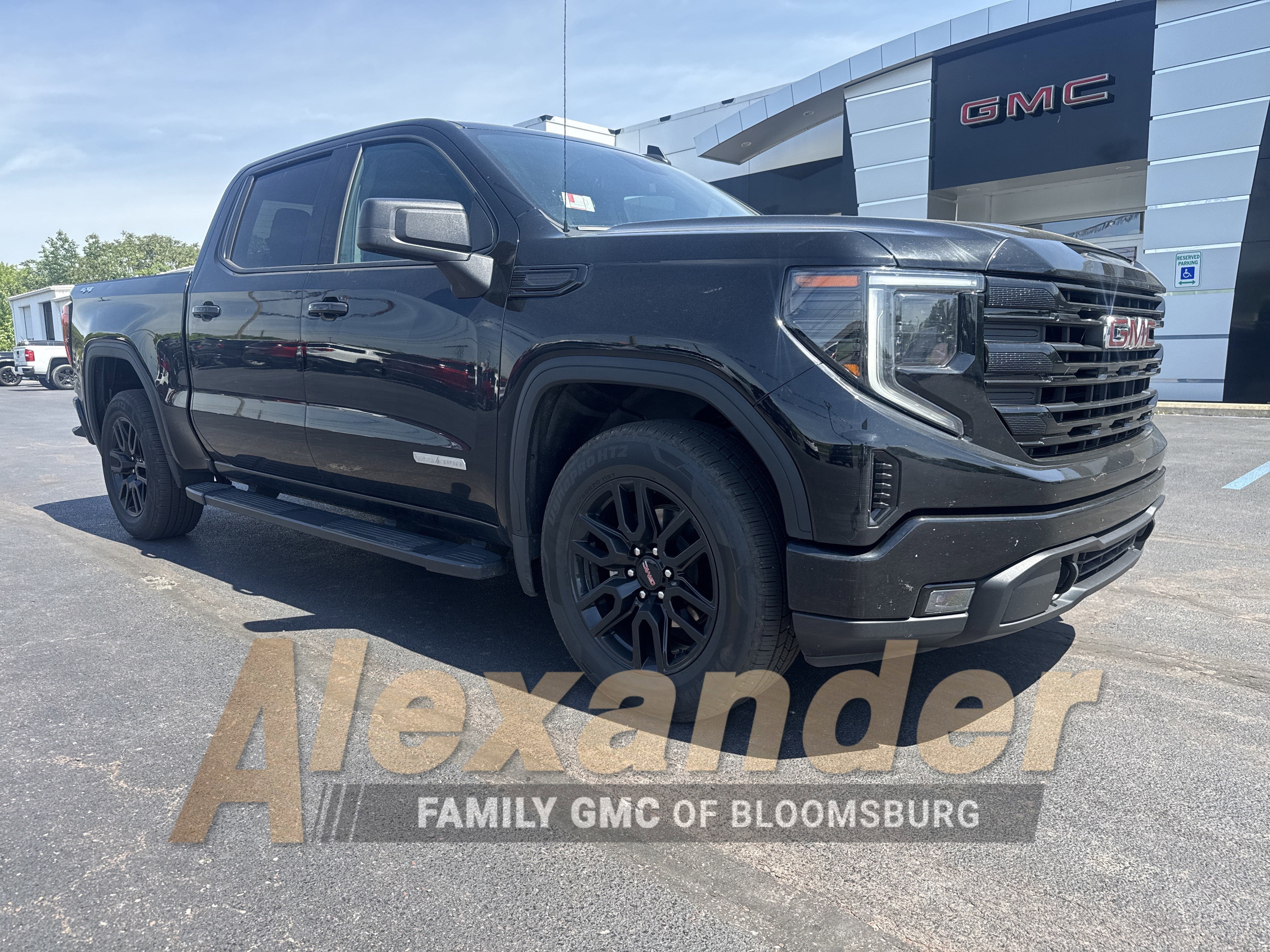 2024 GMC Sierra 1500 Elevation