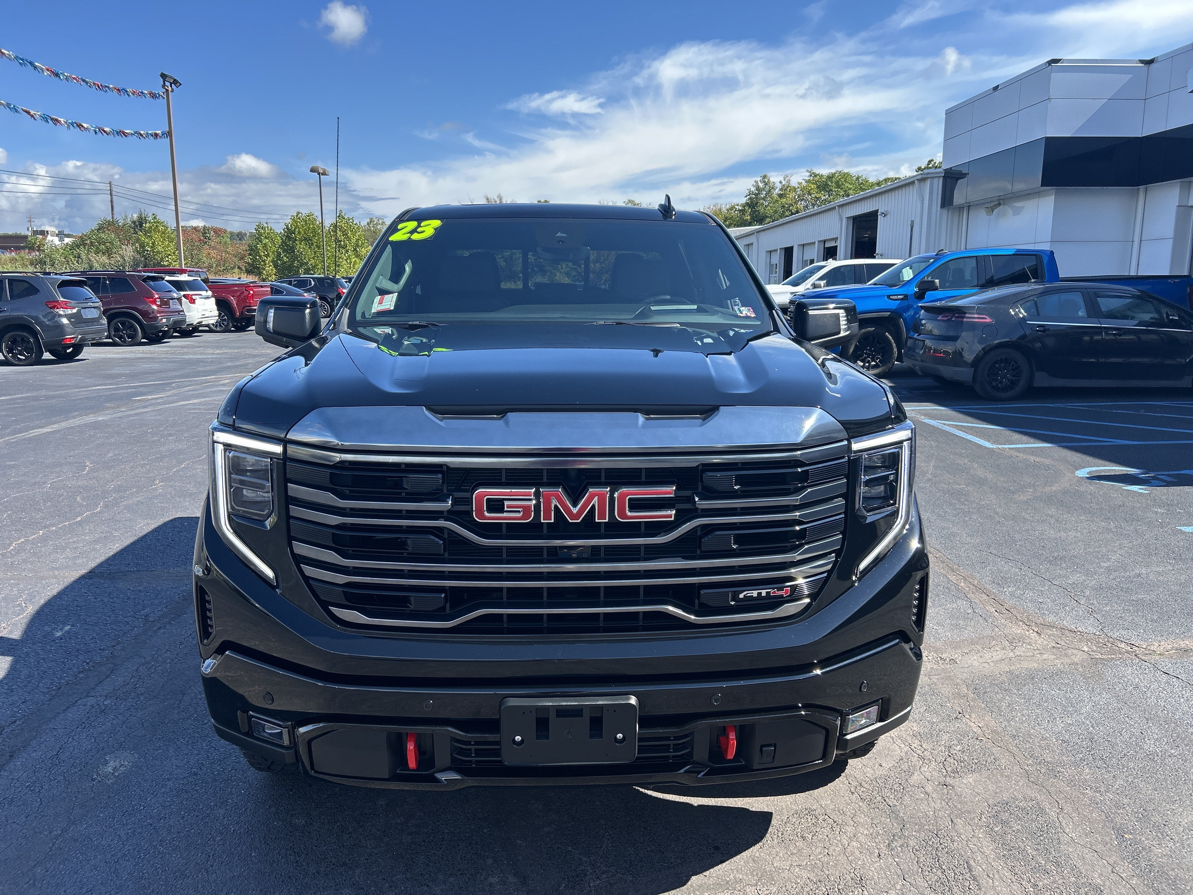 2023 GMC Sierra 1500 AT4