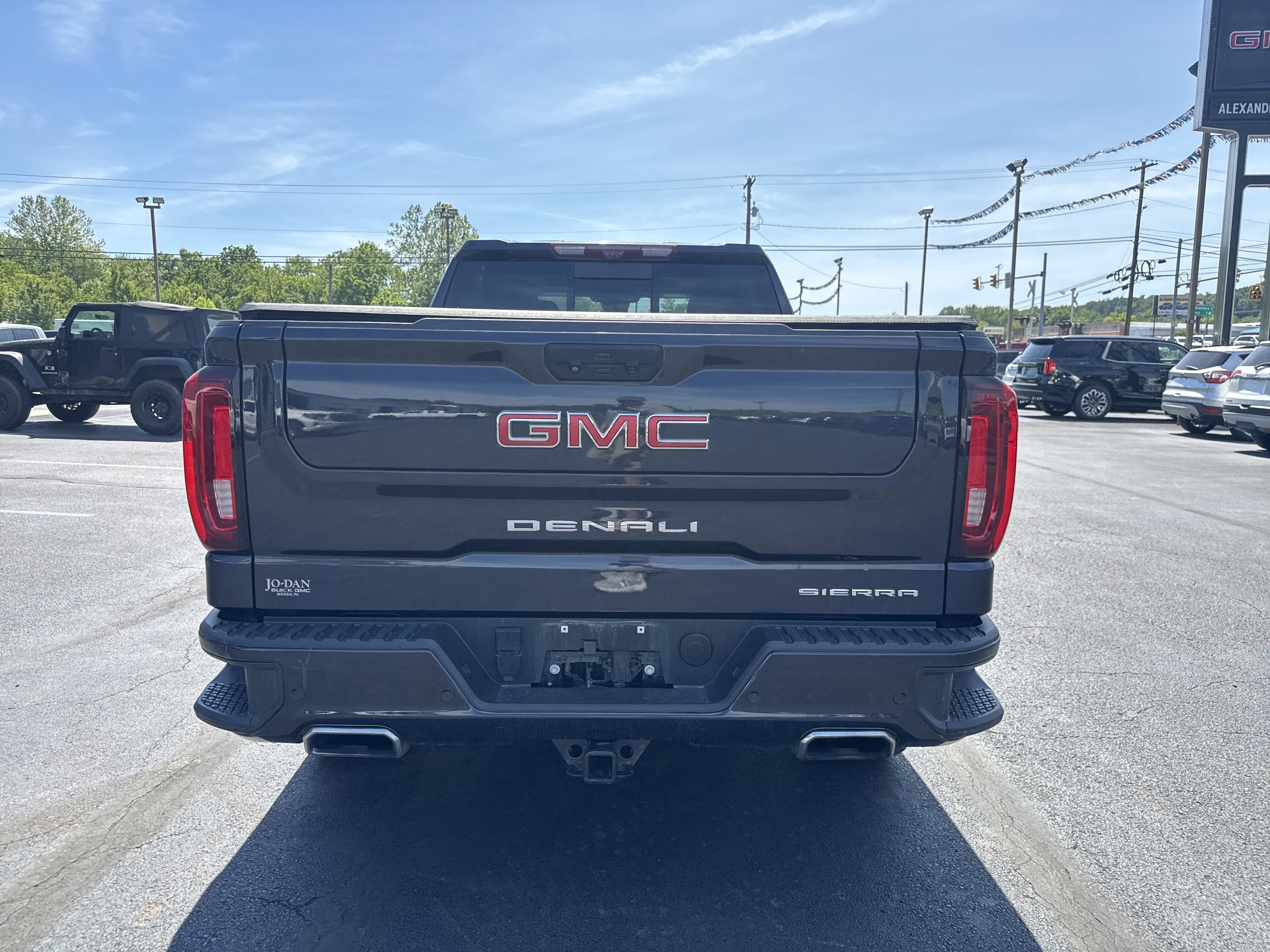 2023 GMC Sierra 1500 Denali