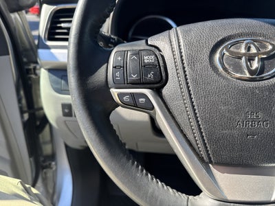 2015 Toyota Highlander LE