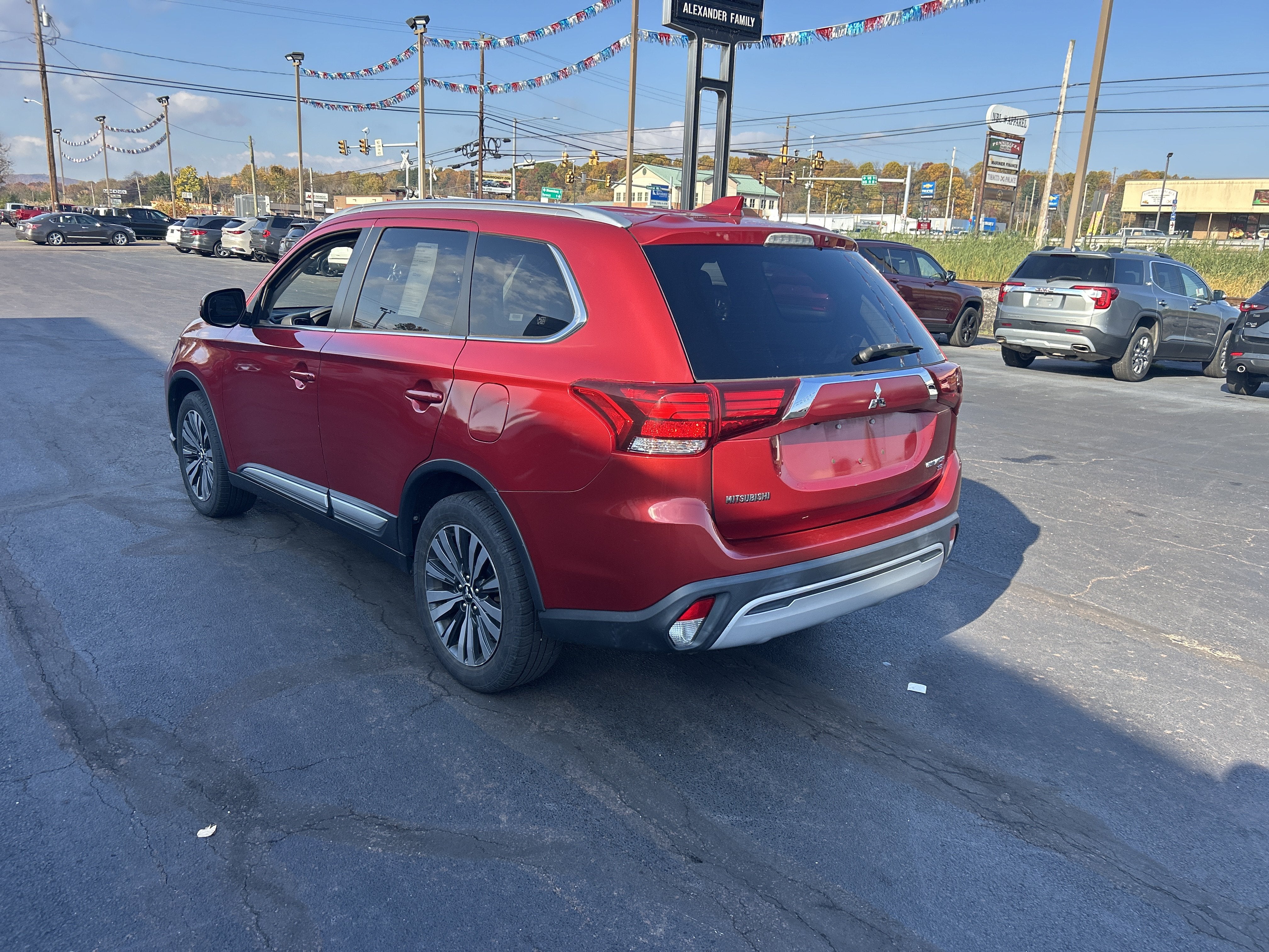2019 Mitsubishi Outlander ES