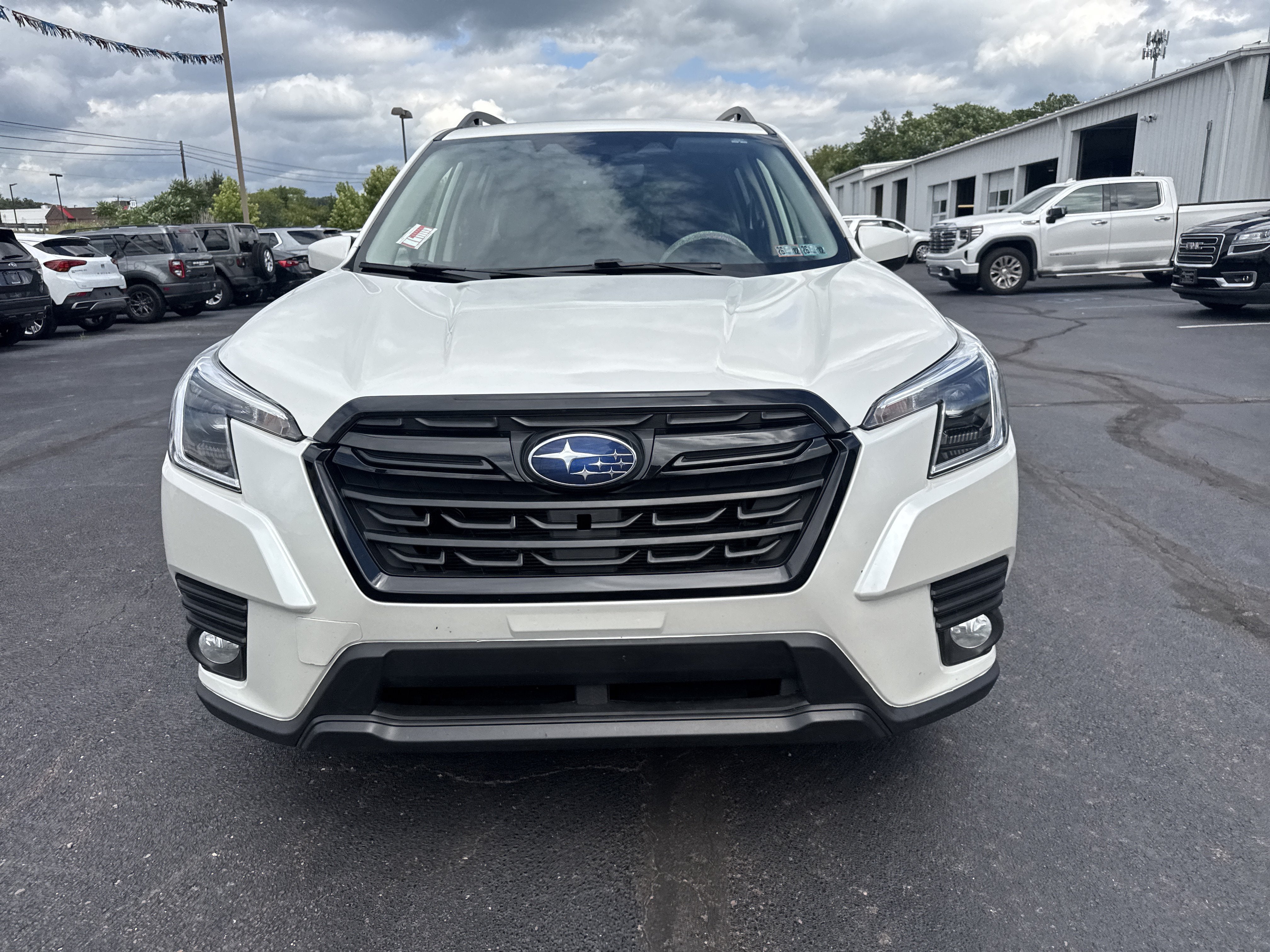 2023 Subaru Forester Premium