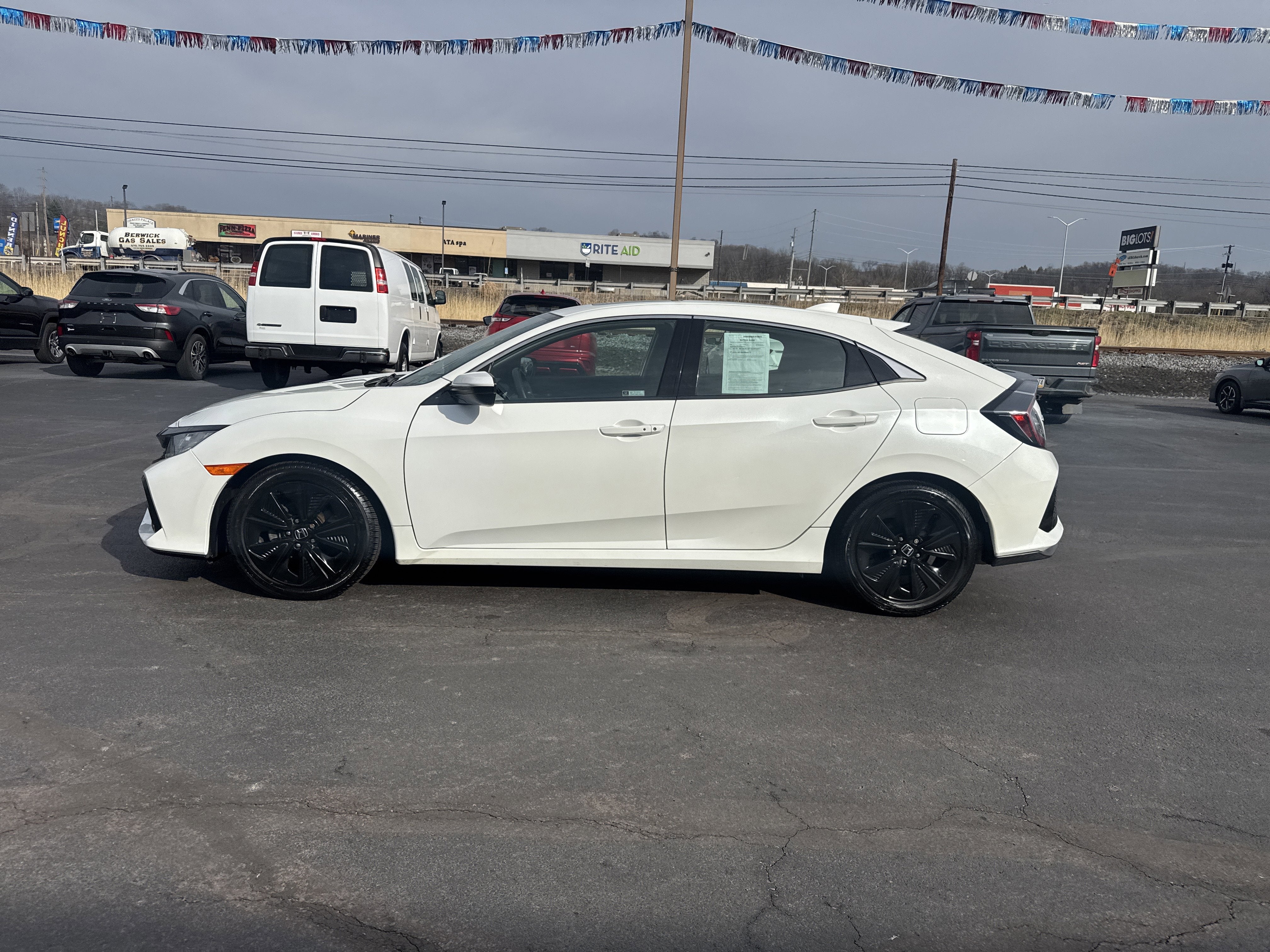 2018 Honda Civic Hatchback EX
