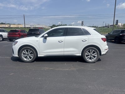 2023 Audi Q3 S line Premium