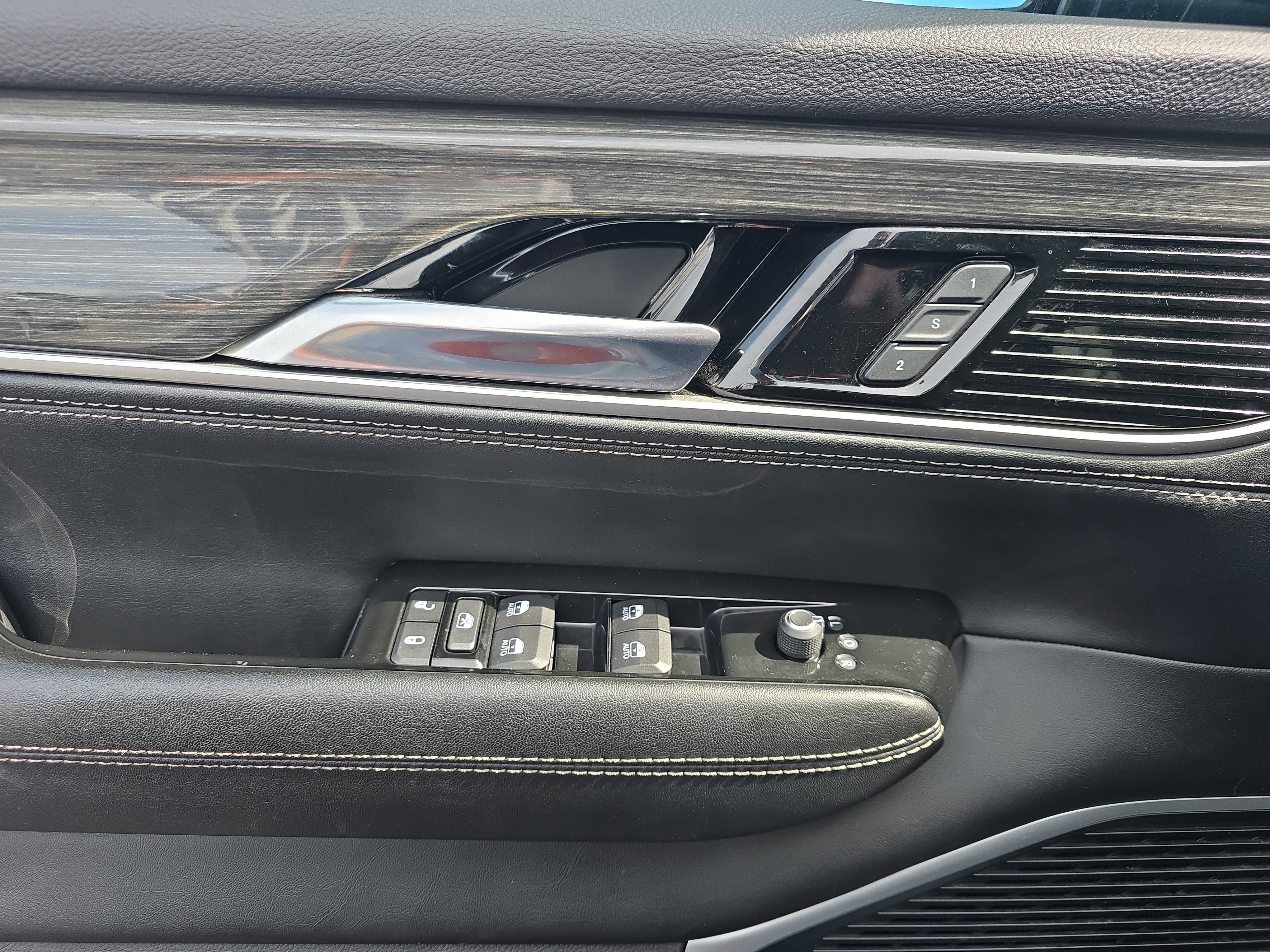 2022 Jeep Wagoneer Series II