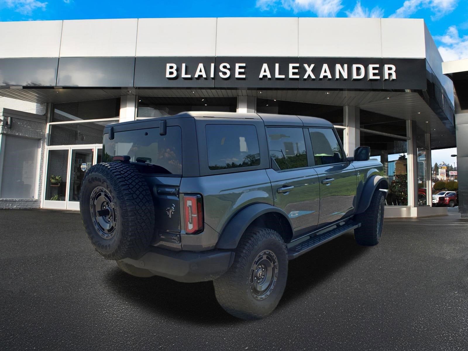 2024 Ford Bronco Outer Banks