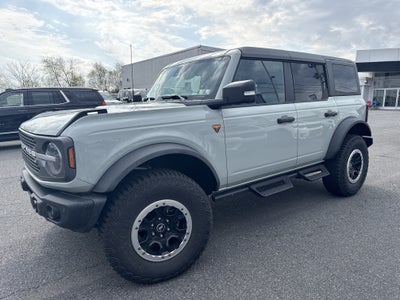 2023 Ford Bronco Base