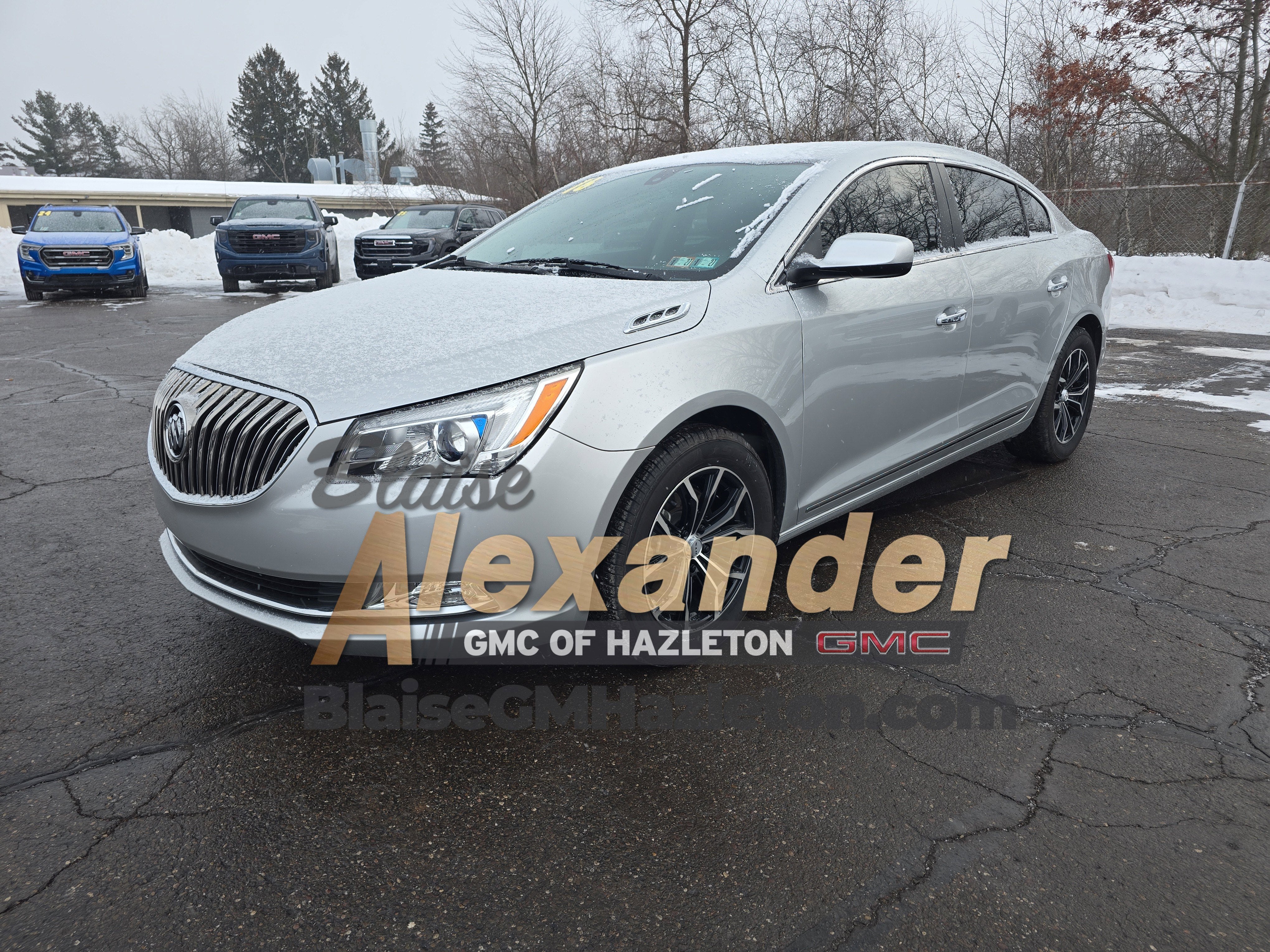 2016 Buick LaCrosse Base