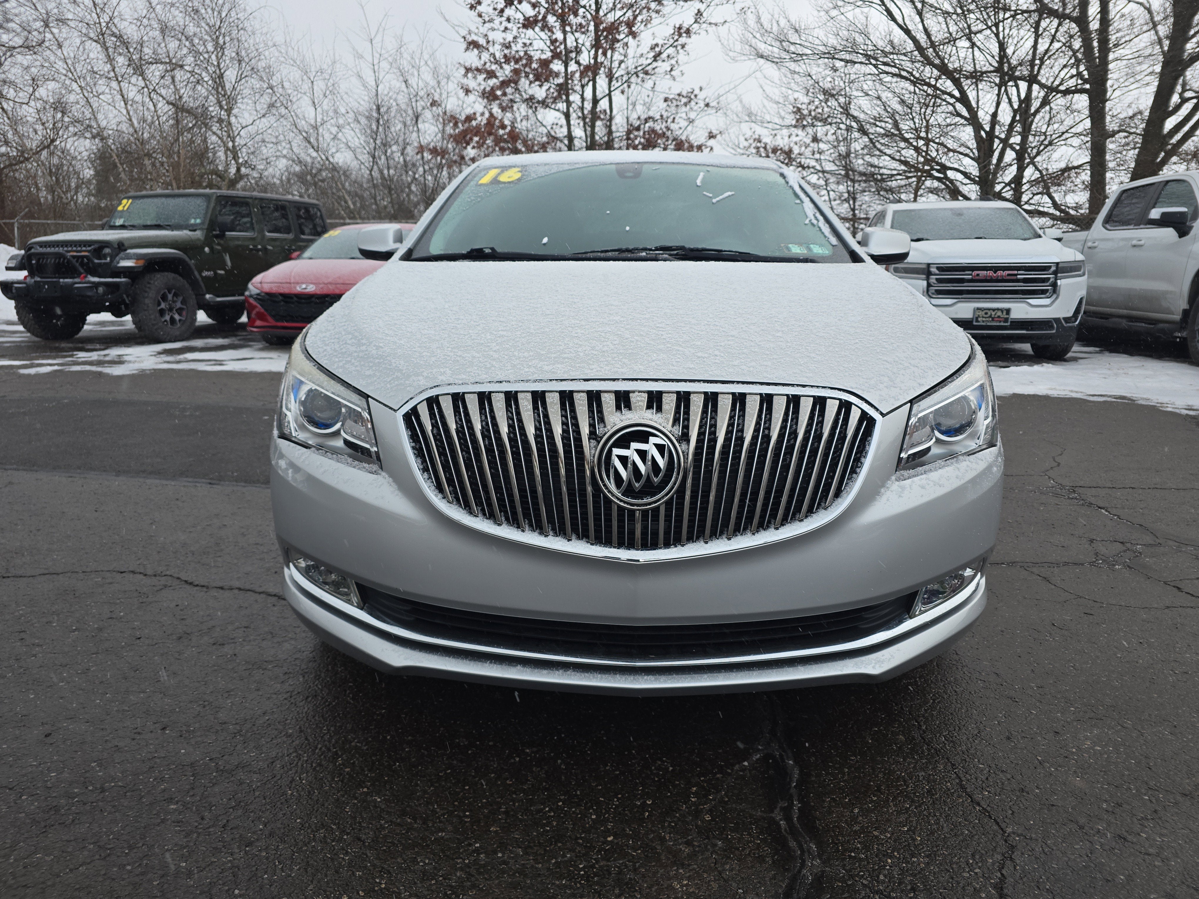 2016 Buick LaCrosse Base