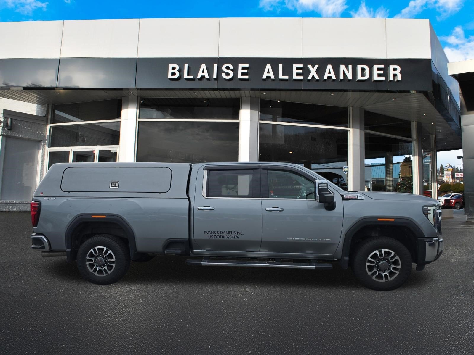 2024 GMC Sierra 3500 HD SLT