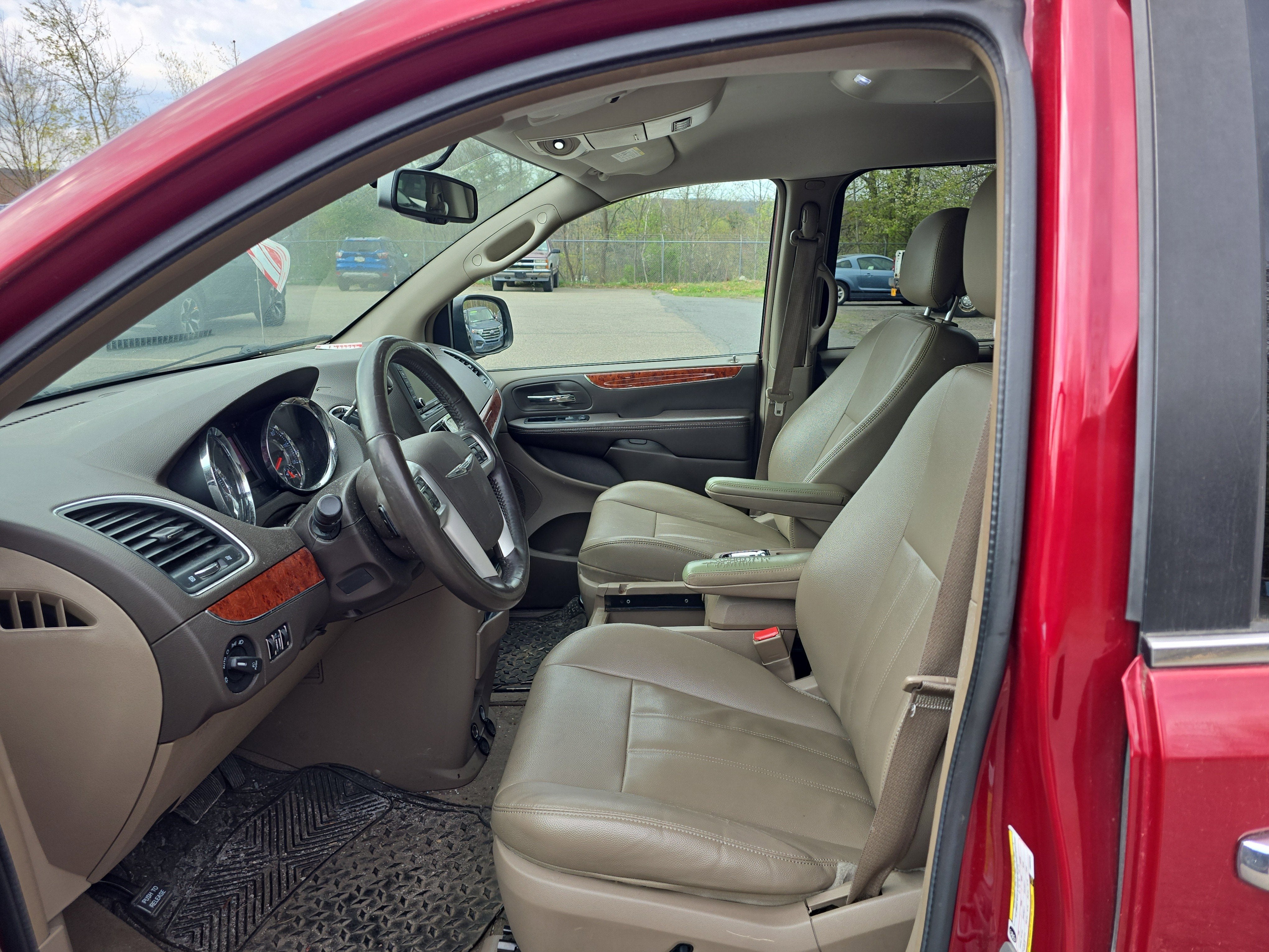 2015 Chrysler Town & Country Touring