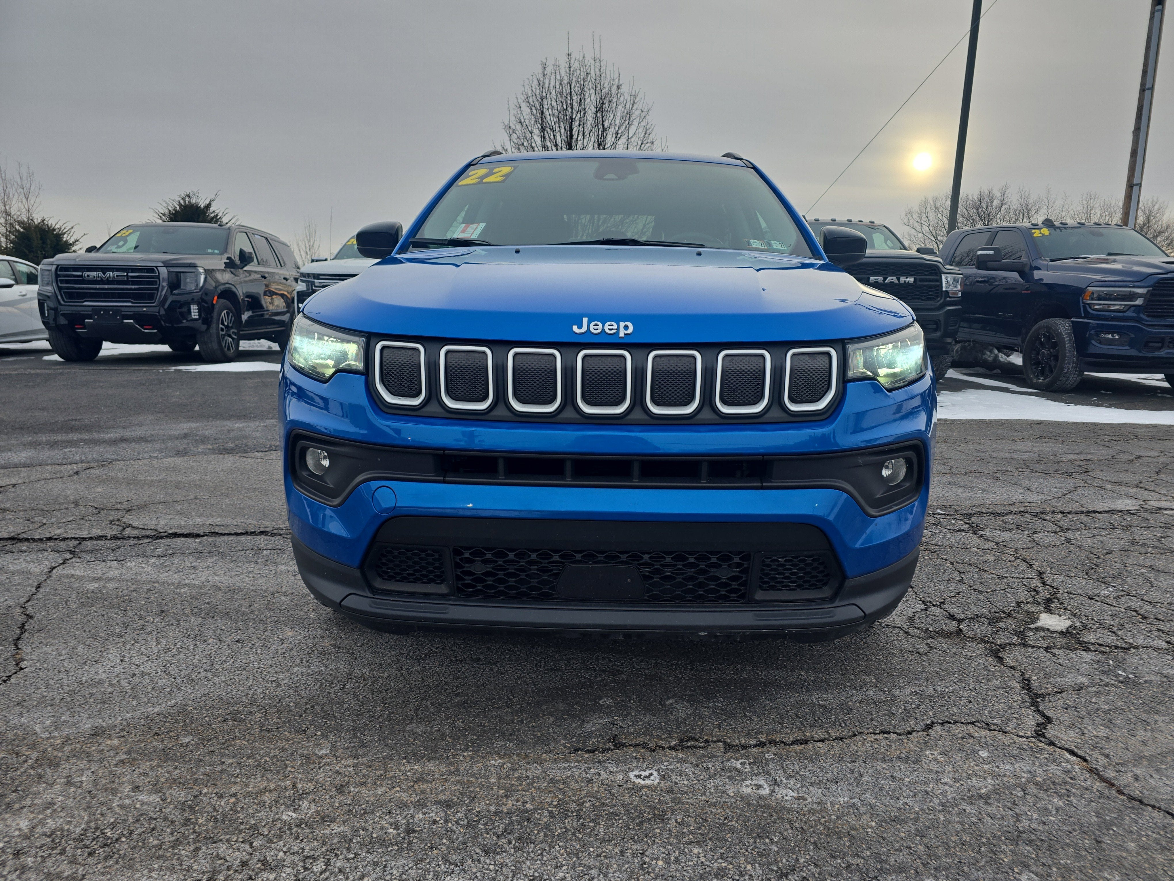 2022 Jeep Compass Latitude Lux