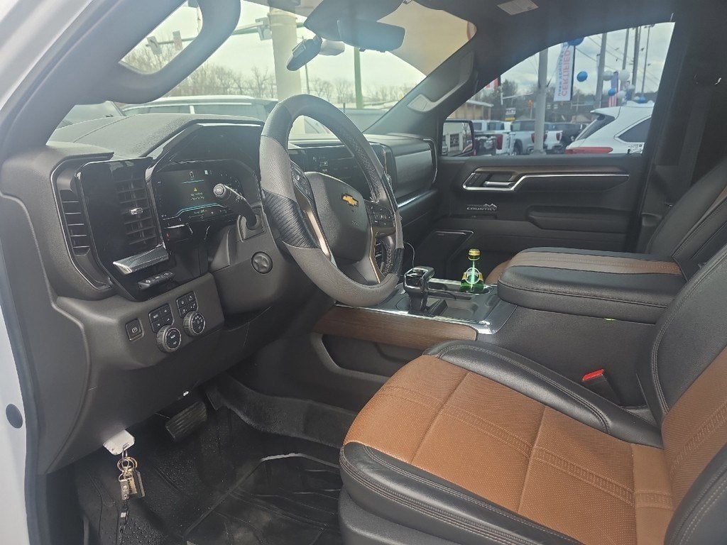 2023 Chevrolet Silverado 1500 High Country