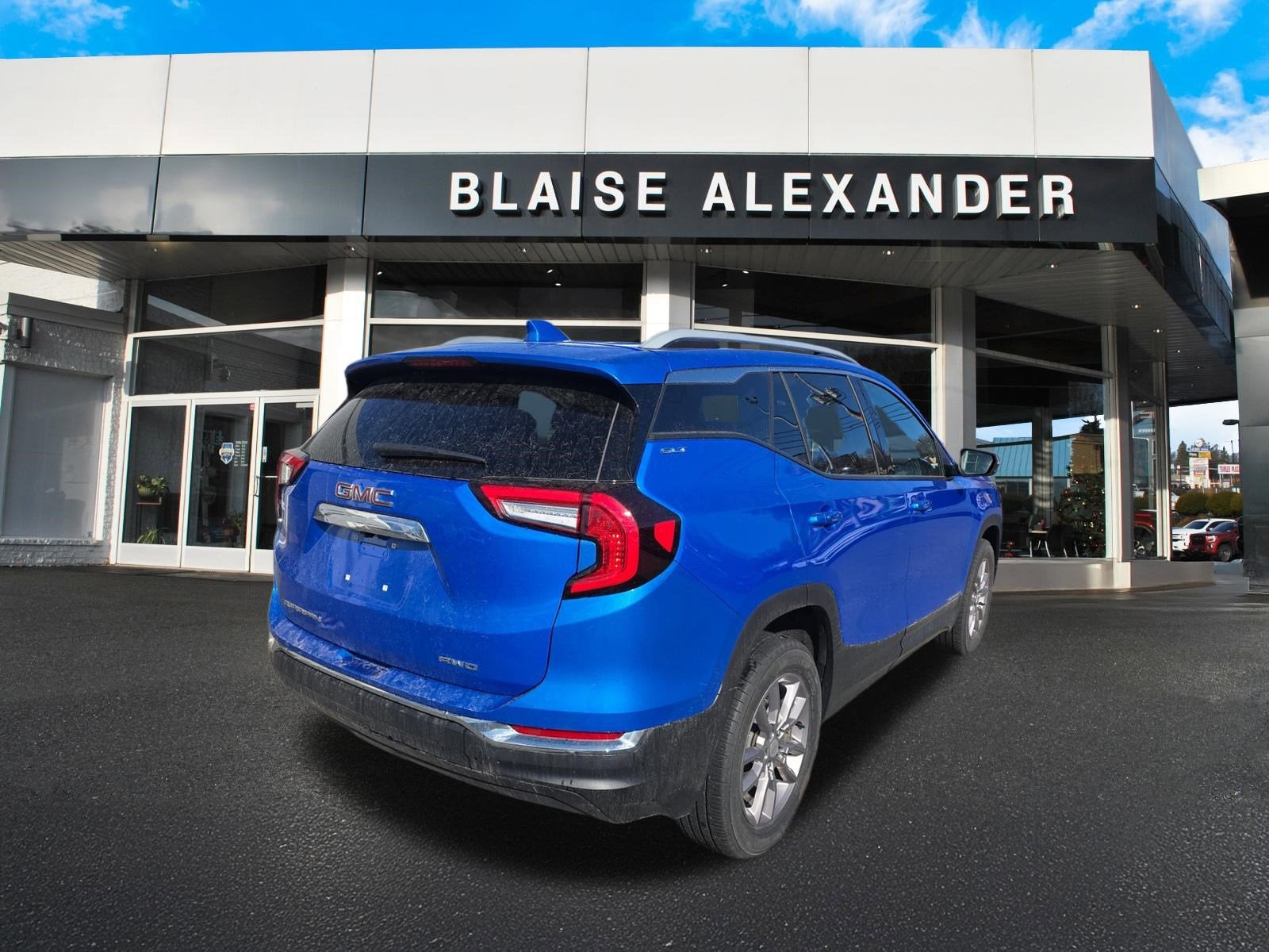 2024 GMC Terrain SLT