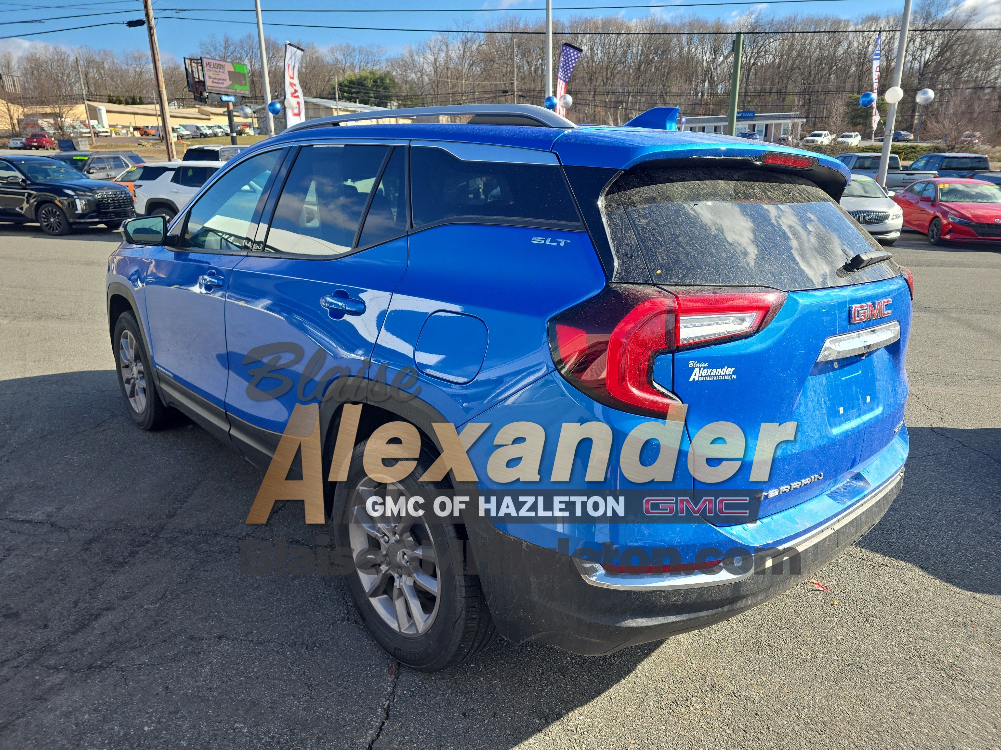 2024 GMC Terrain SLT