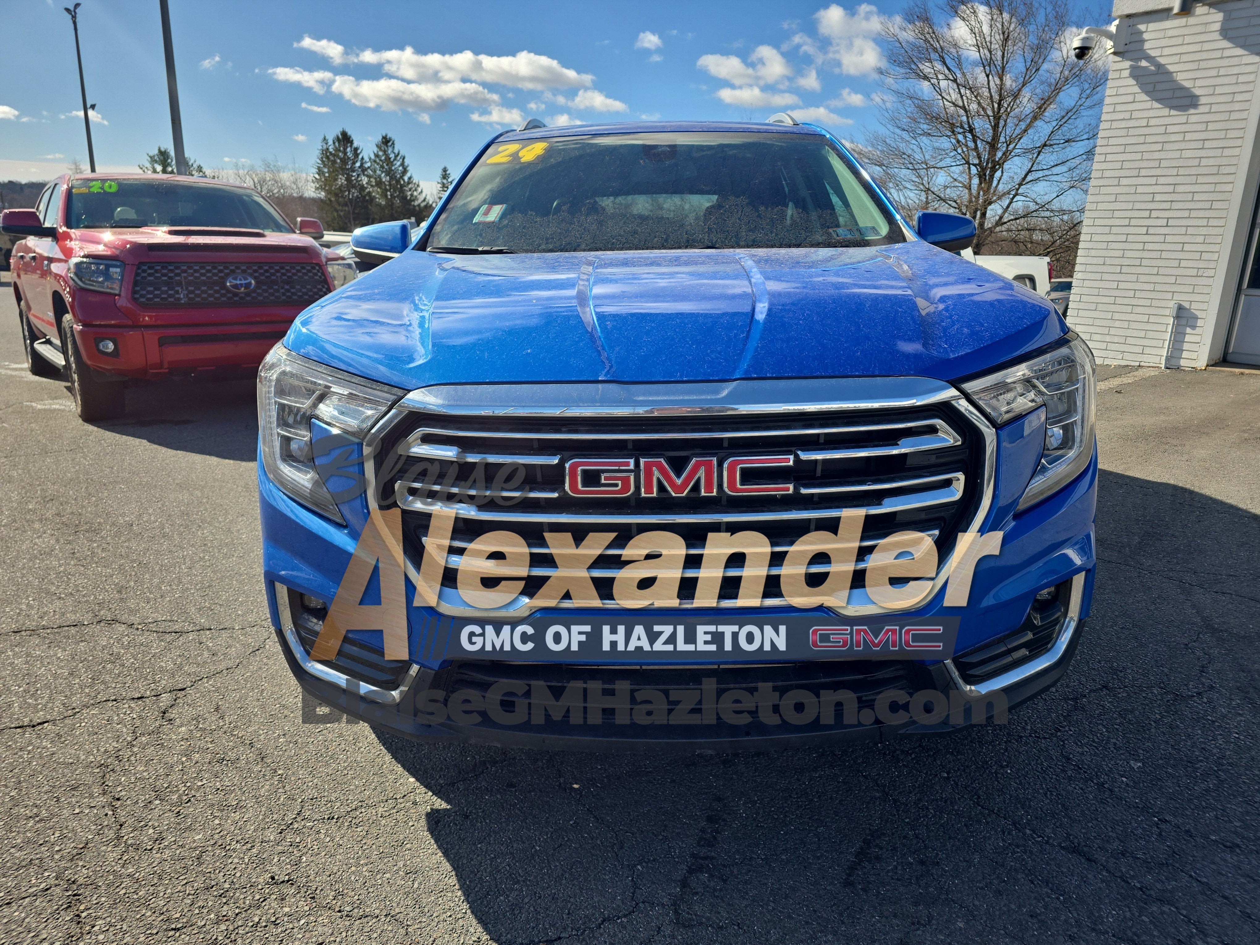 2024 GMC Terrain SLT