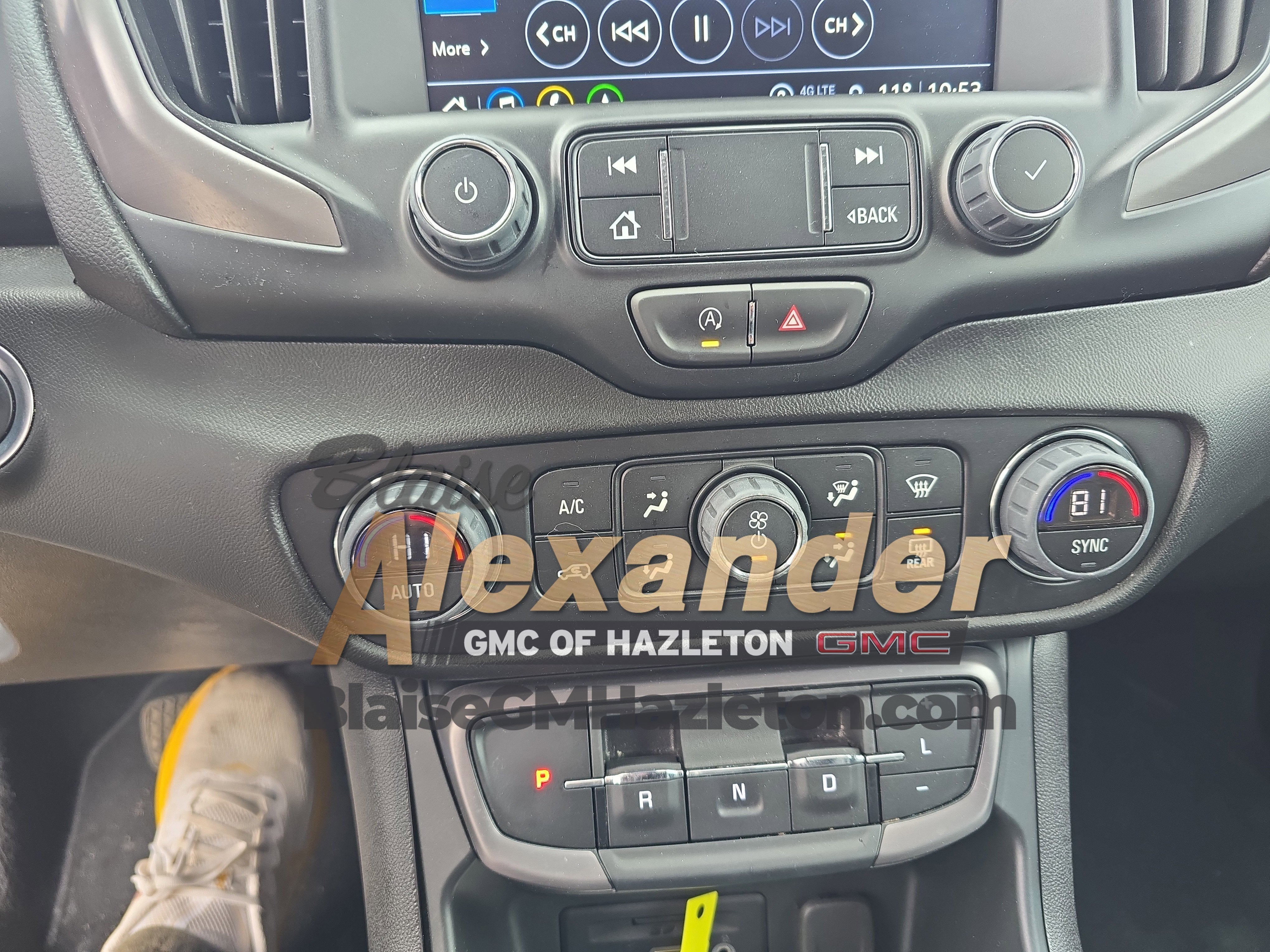 2024 GMC Terrain AT4