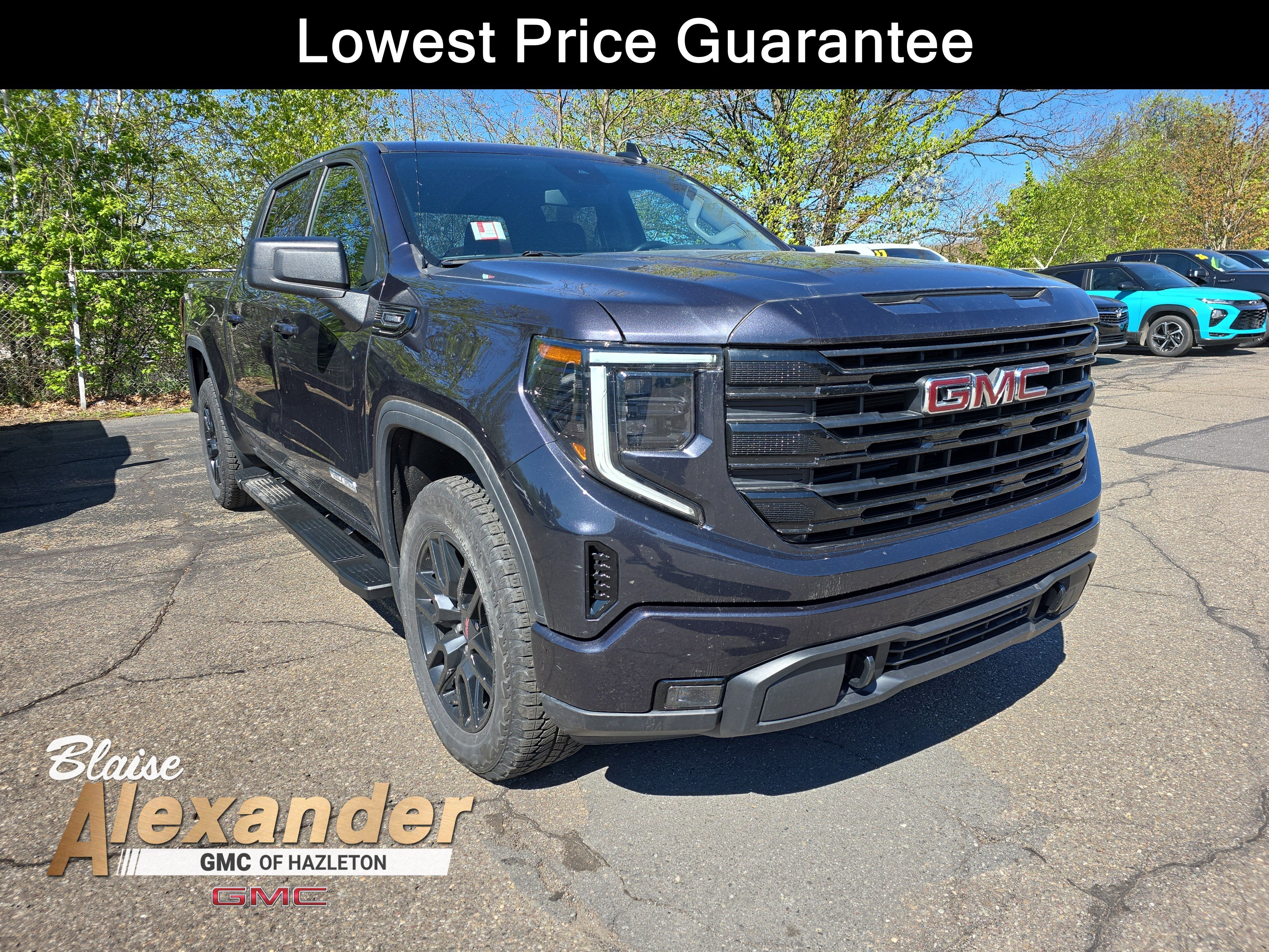 2025 GMC Sierra 1500 Elevation