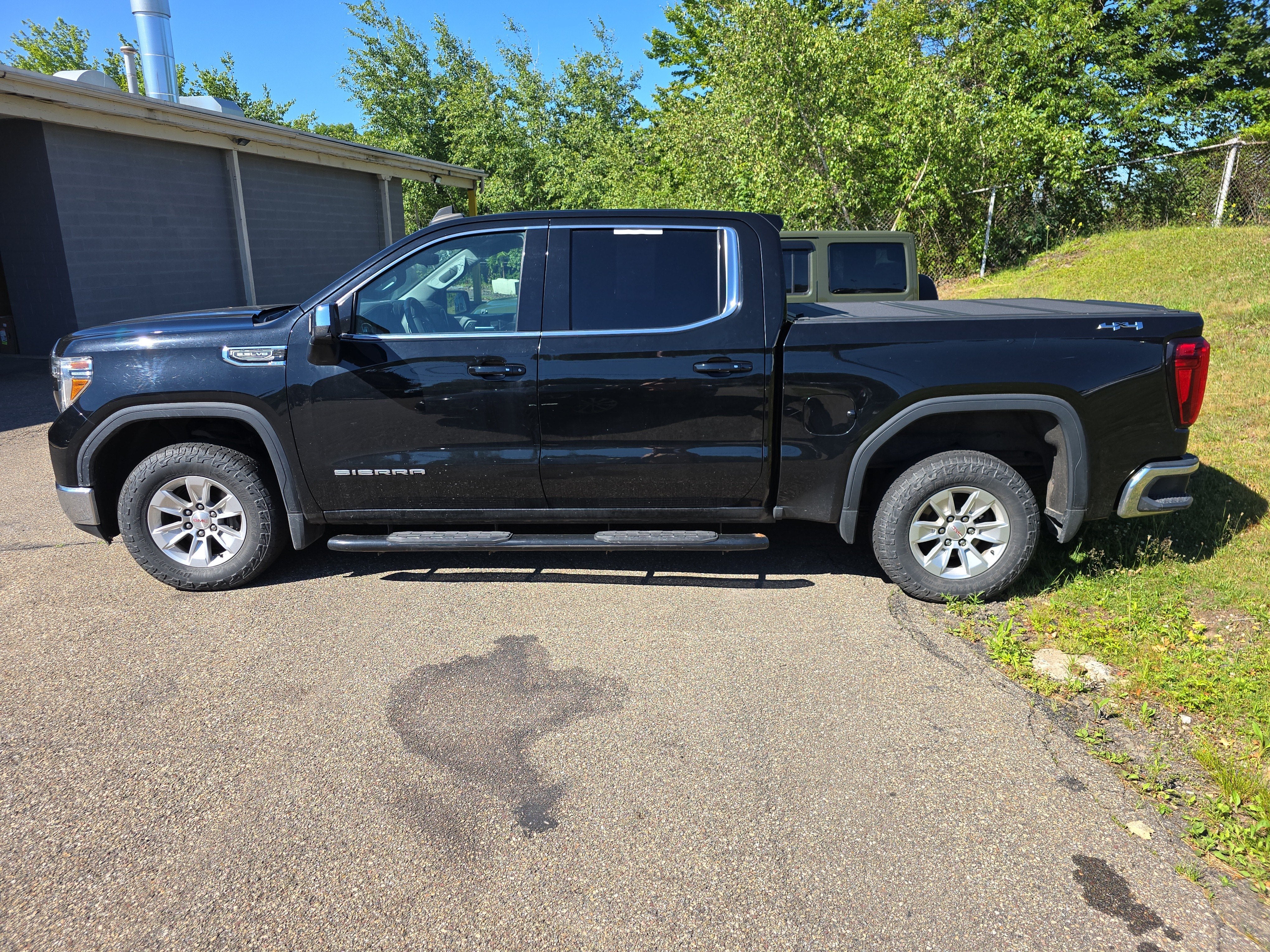 2021 GMC Sierra 1500 SLE