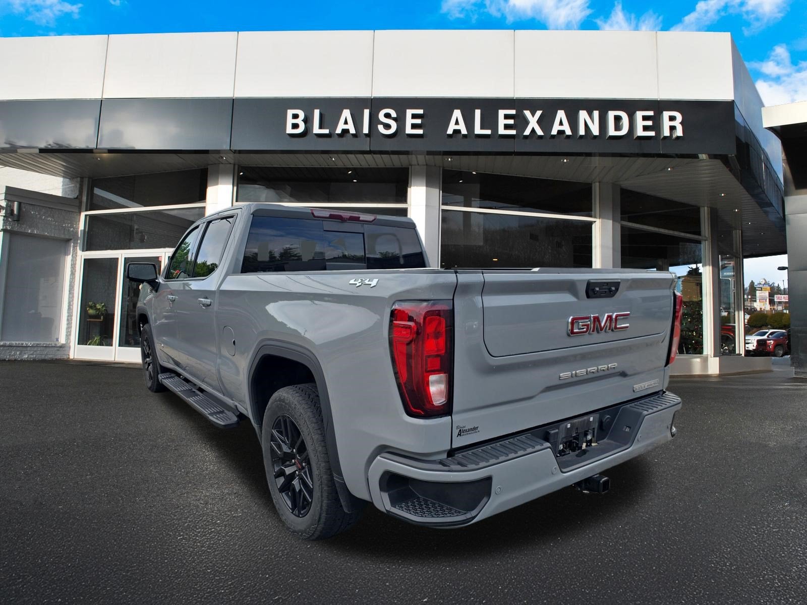 2024 GMC Sierra 1500 Elevation