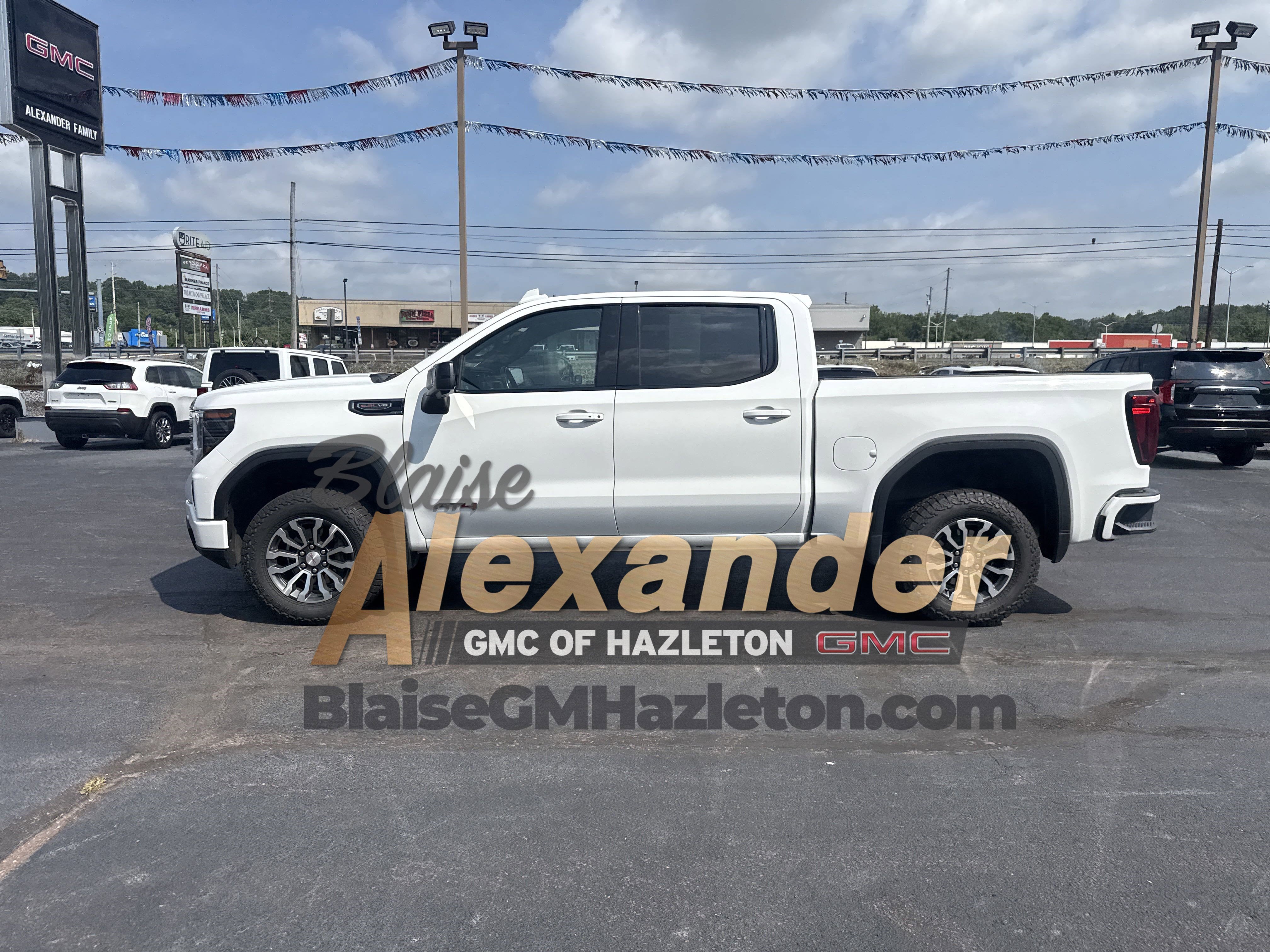 2023 GMC Sierra 1500 AT4