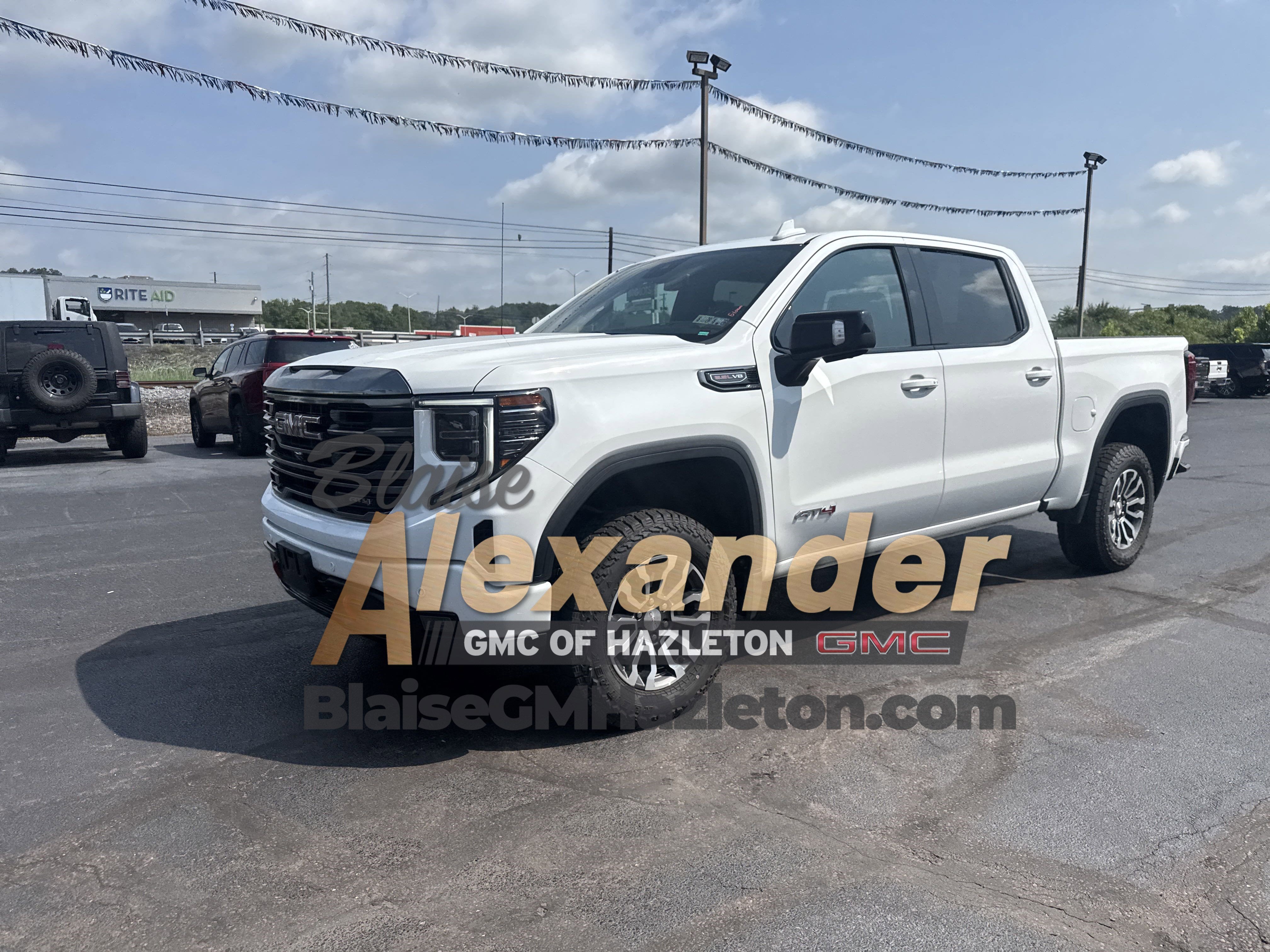 2023 GMC Sierra 1500 AT4