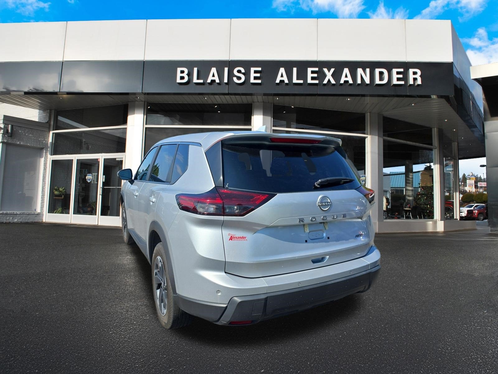 2025 Nissan Rogue SV