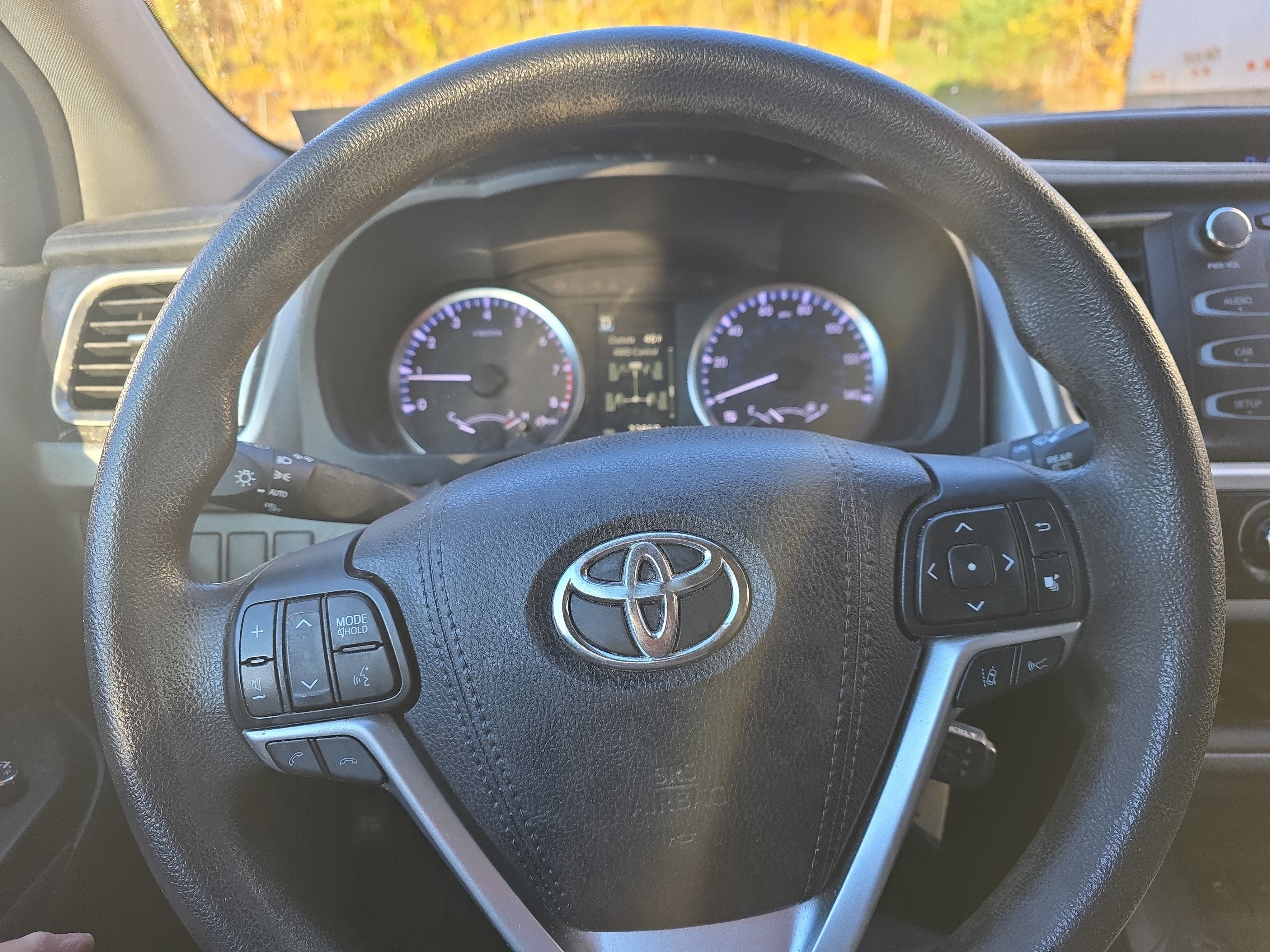 2017 Toyota Highlander LE
