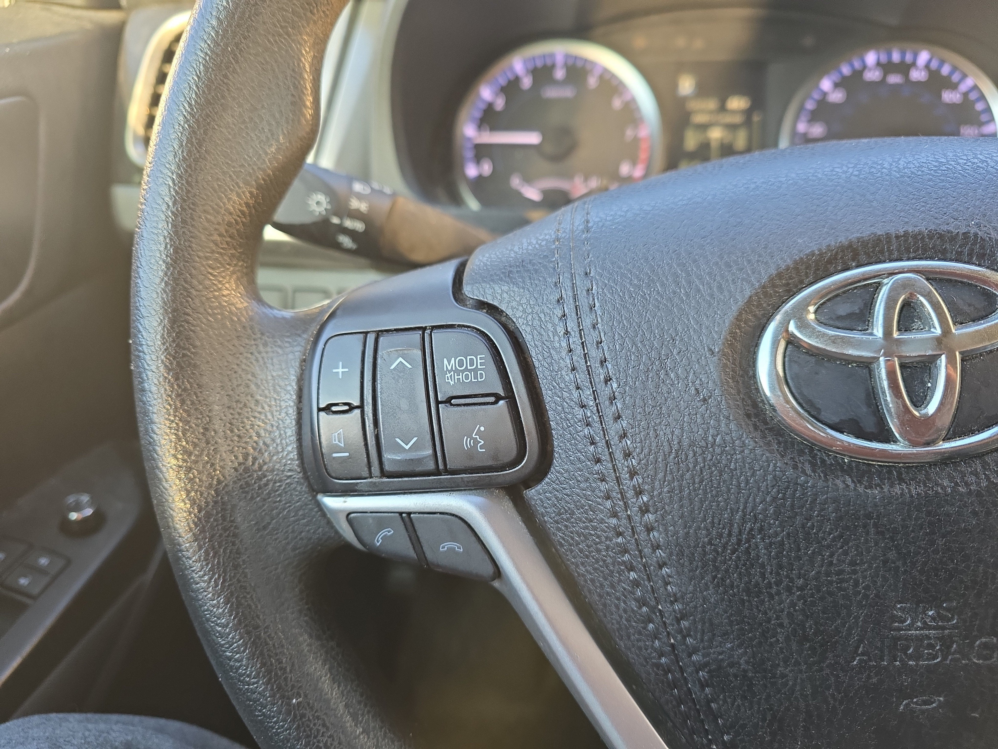 2017 Toyota Highlander LE