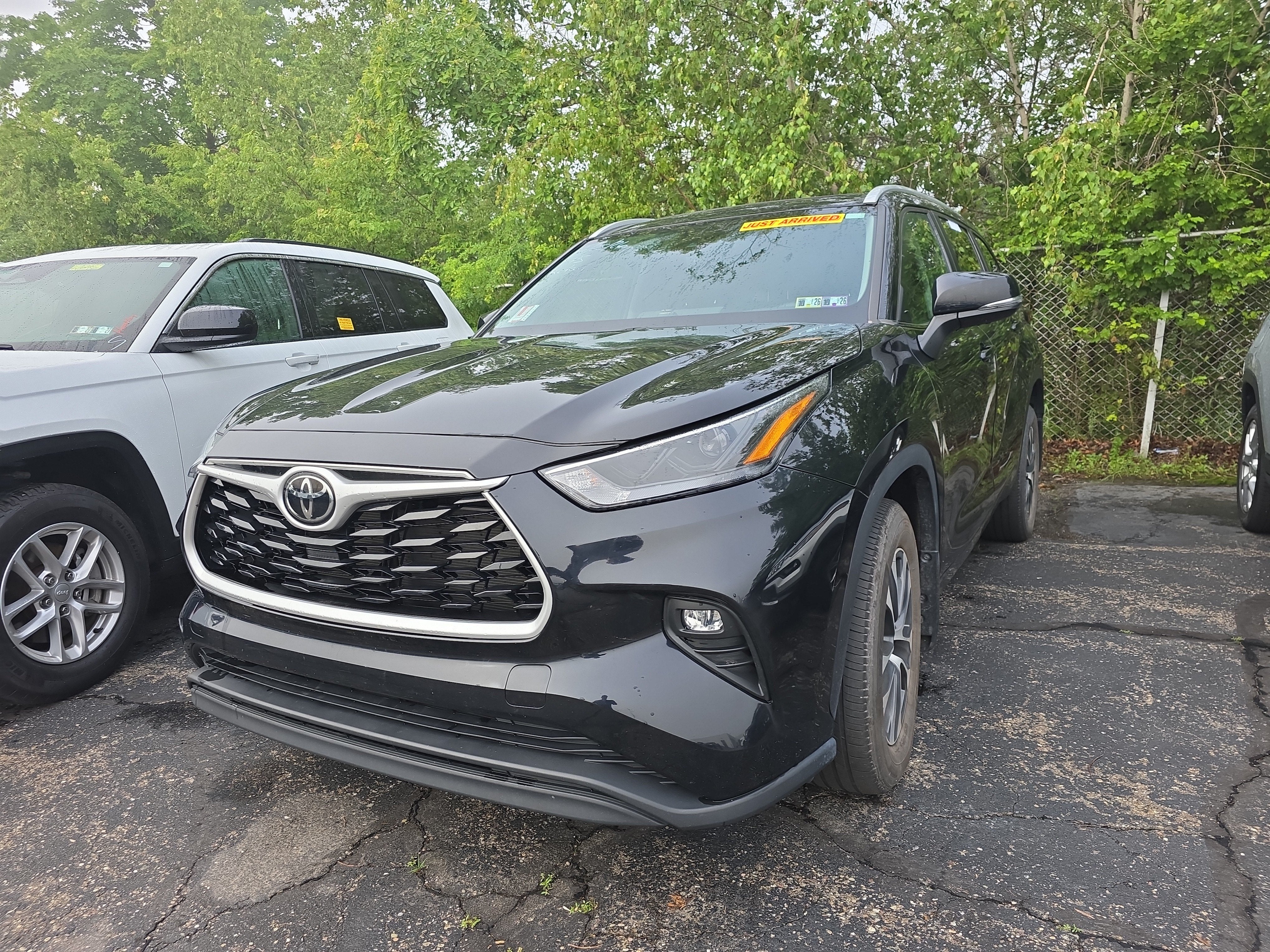 2023 Toyota Highlander L