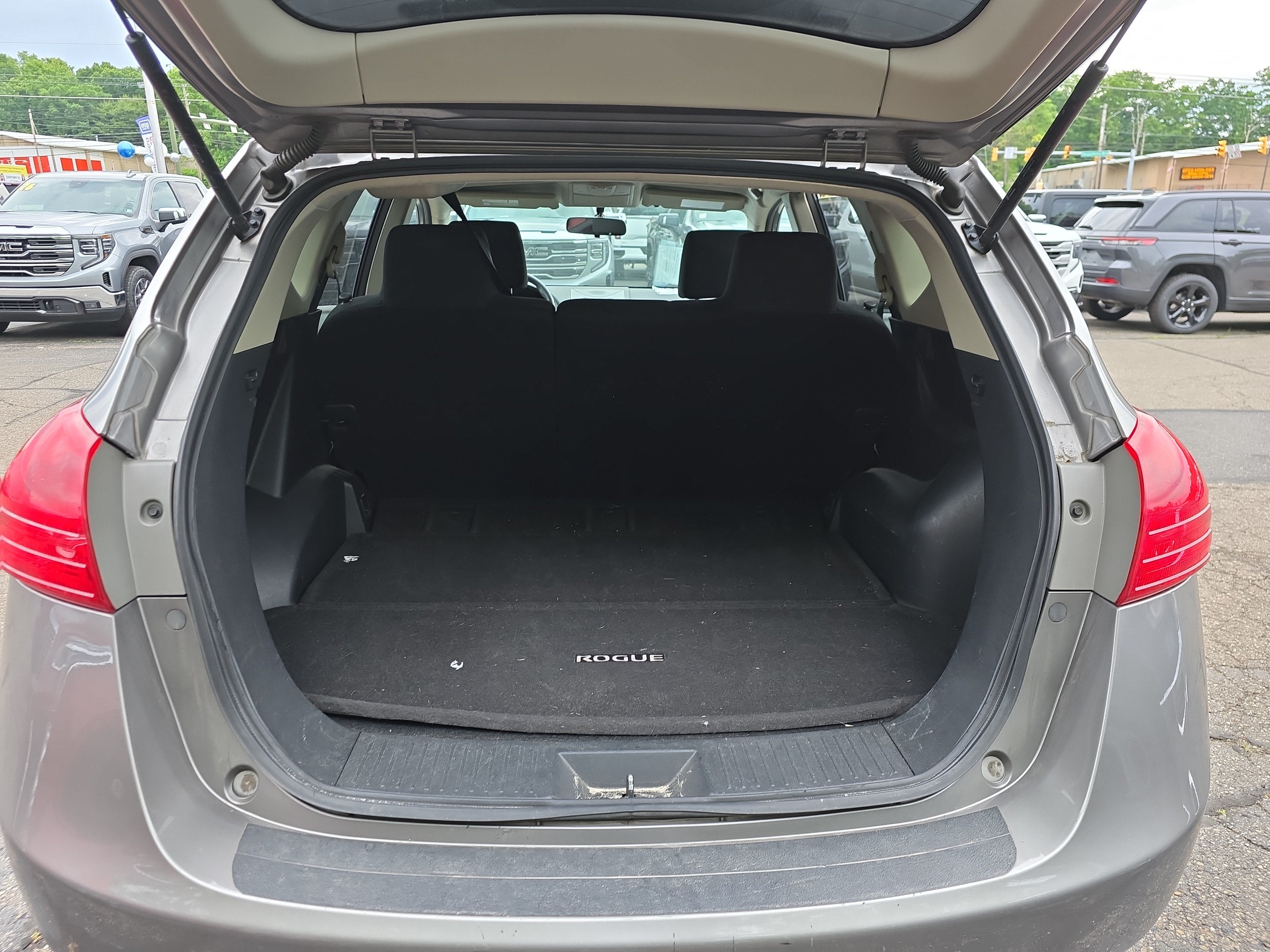 2013 Nissan Rogue SV