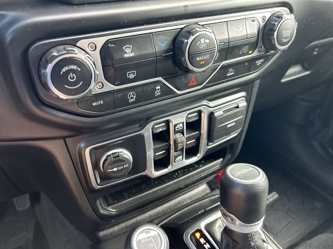2023 Jeep Gladiator Sport S