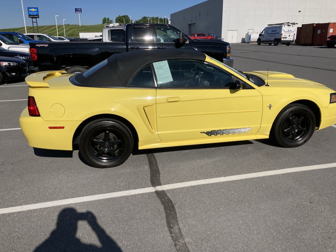2003 Ford Mustang Deluxe