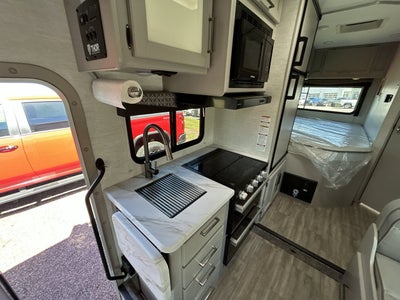 2023 Chevrolet Express Cutaway 3500 1WT