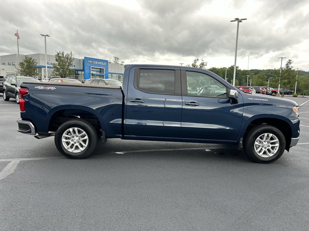 2023 Chevrolet Silverado 1500 LT